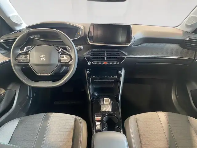 Peugeot 208 view 6
