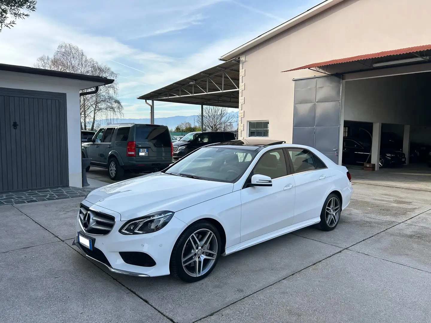 Mercedes-Benz E 250 d Berlina Premium AMG 4matic Euro6b Full Opt.. Weiß - 1