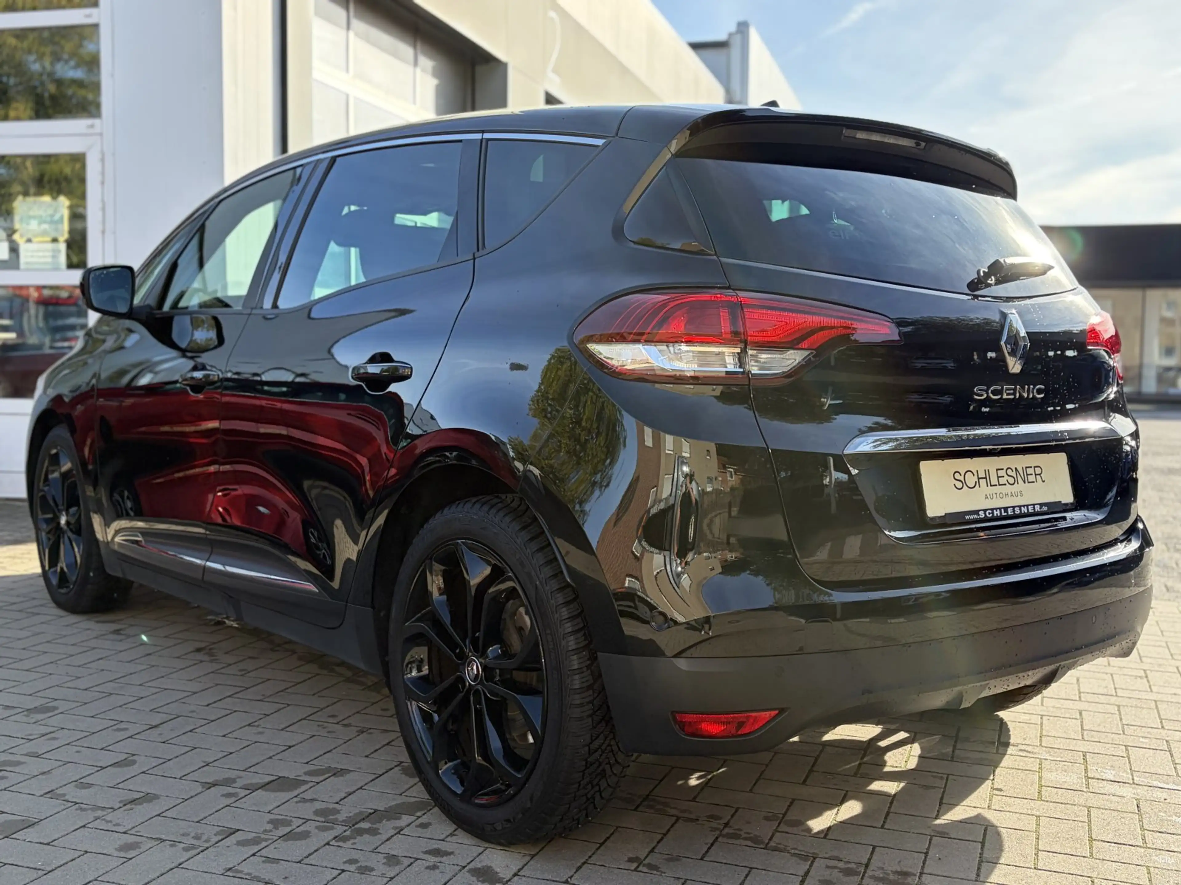 Renault Scenic IV Black Edition *PANO *HUD *Carplay — photo 10