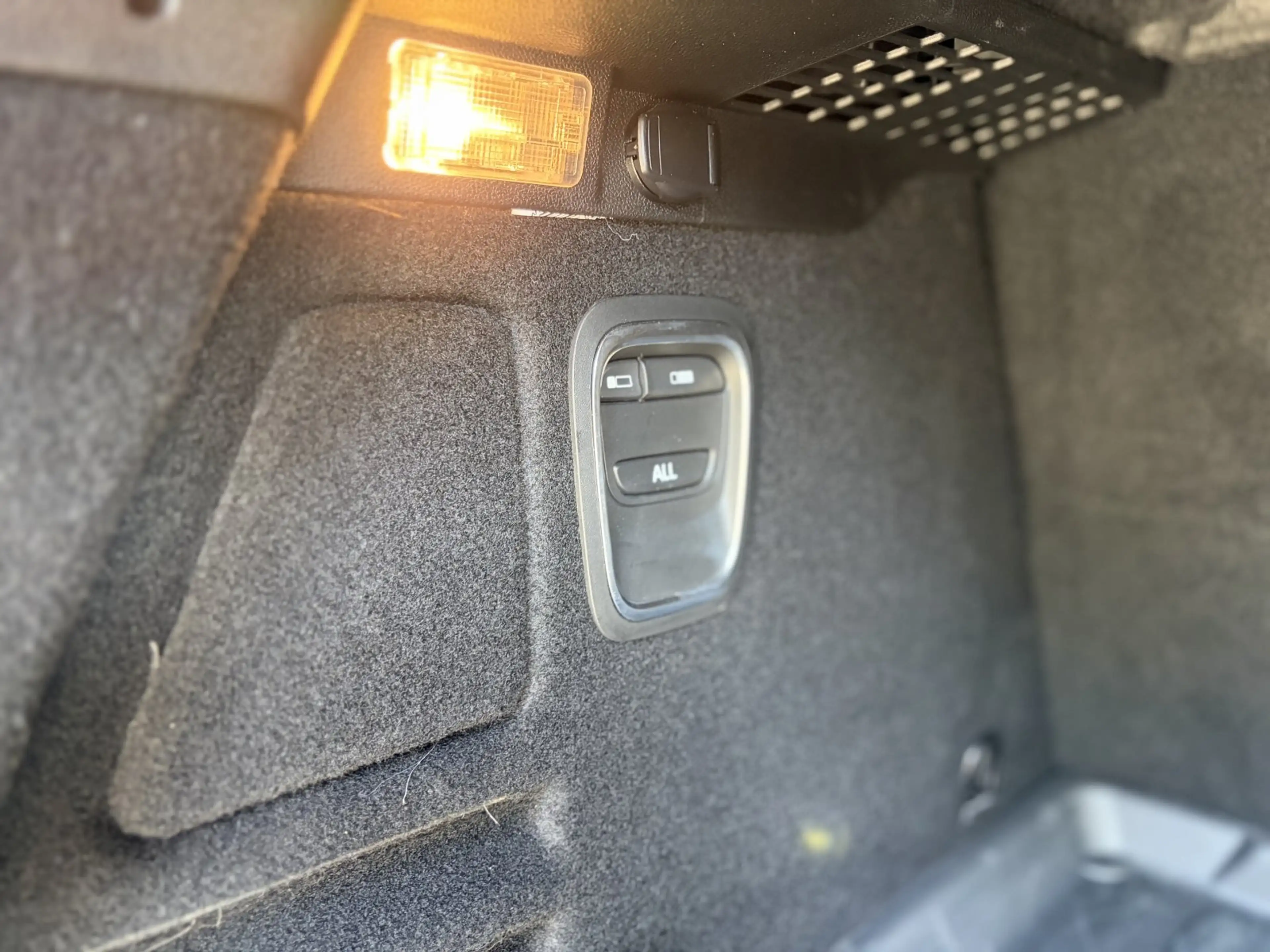 Renault Scenic IV Black Edition *PANO *HUD *Carplay — photo 9