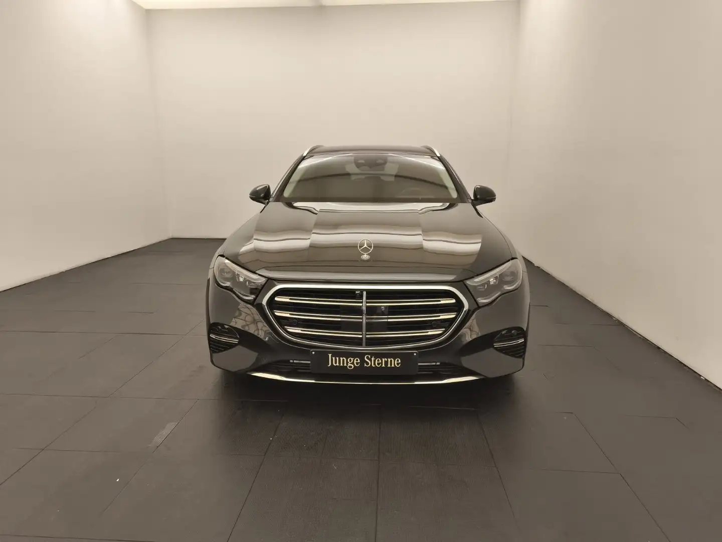 Mercedes-Benz E 220 E 220d T Exclusive Premium AHK HeadUp Burmester Grau - 2