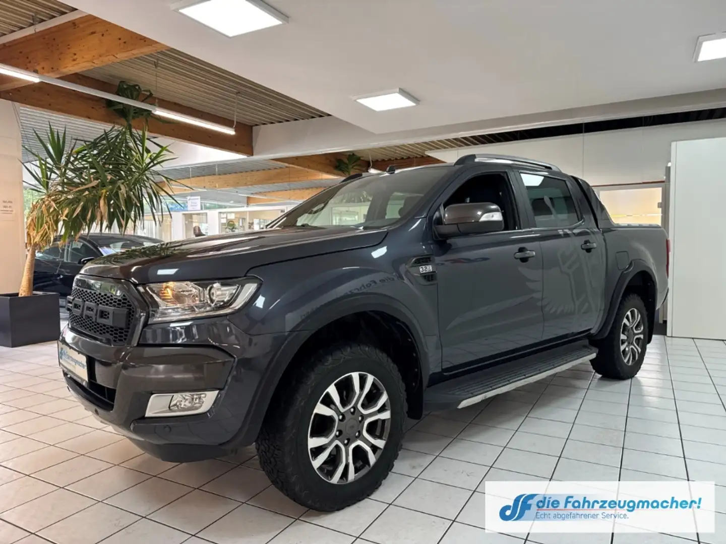 Ford Ranger Wildtrak DoKa 4x4 3.2TDCi Automatik AHK Navi Mehrz siva - 2