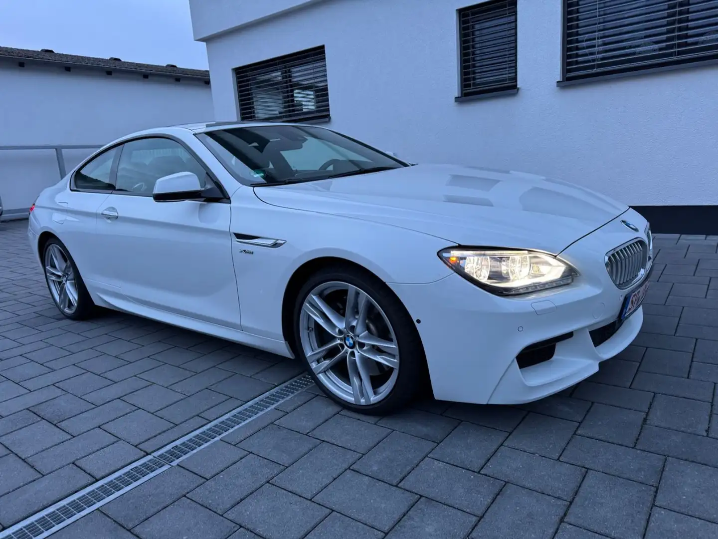 BMW 650 Coupe 650 i xDrive"Sport-Paket M/M Technic"Pano Alb - 2