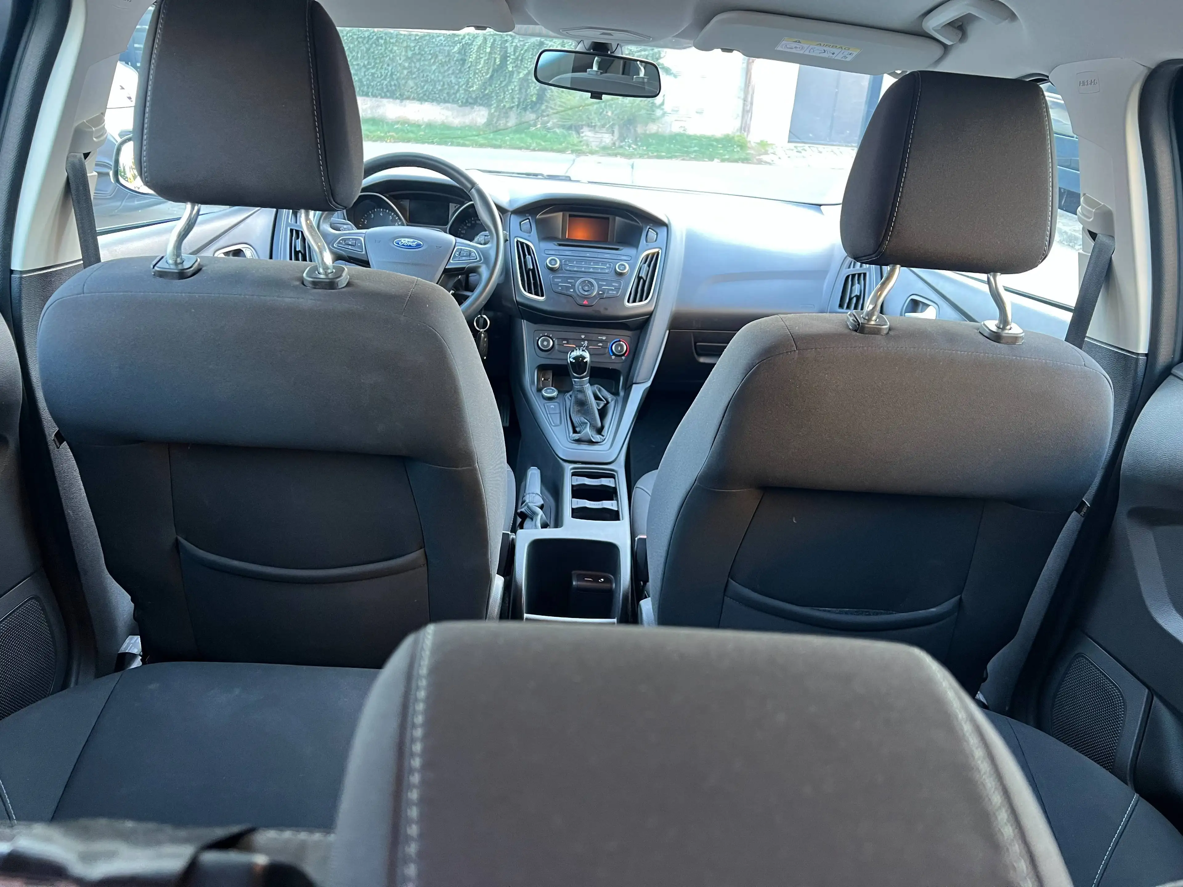 Ford Focus Trend — photo 10