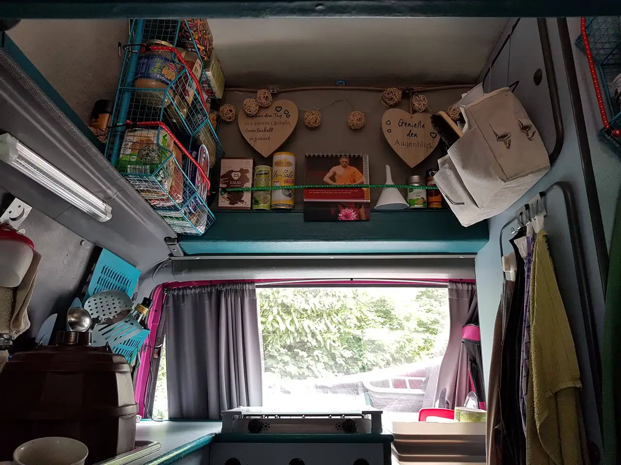Volkswagen T4 wir sind jetzt unterwegs & ab September zurück, aber notfalls könnten Freunde vor Ort sein und wir online dazu kommen, foto 2
