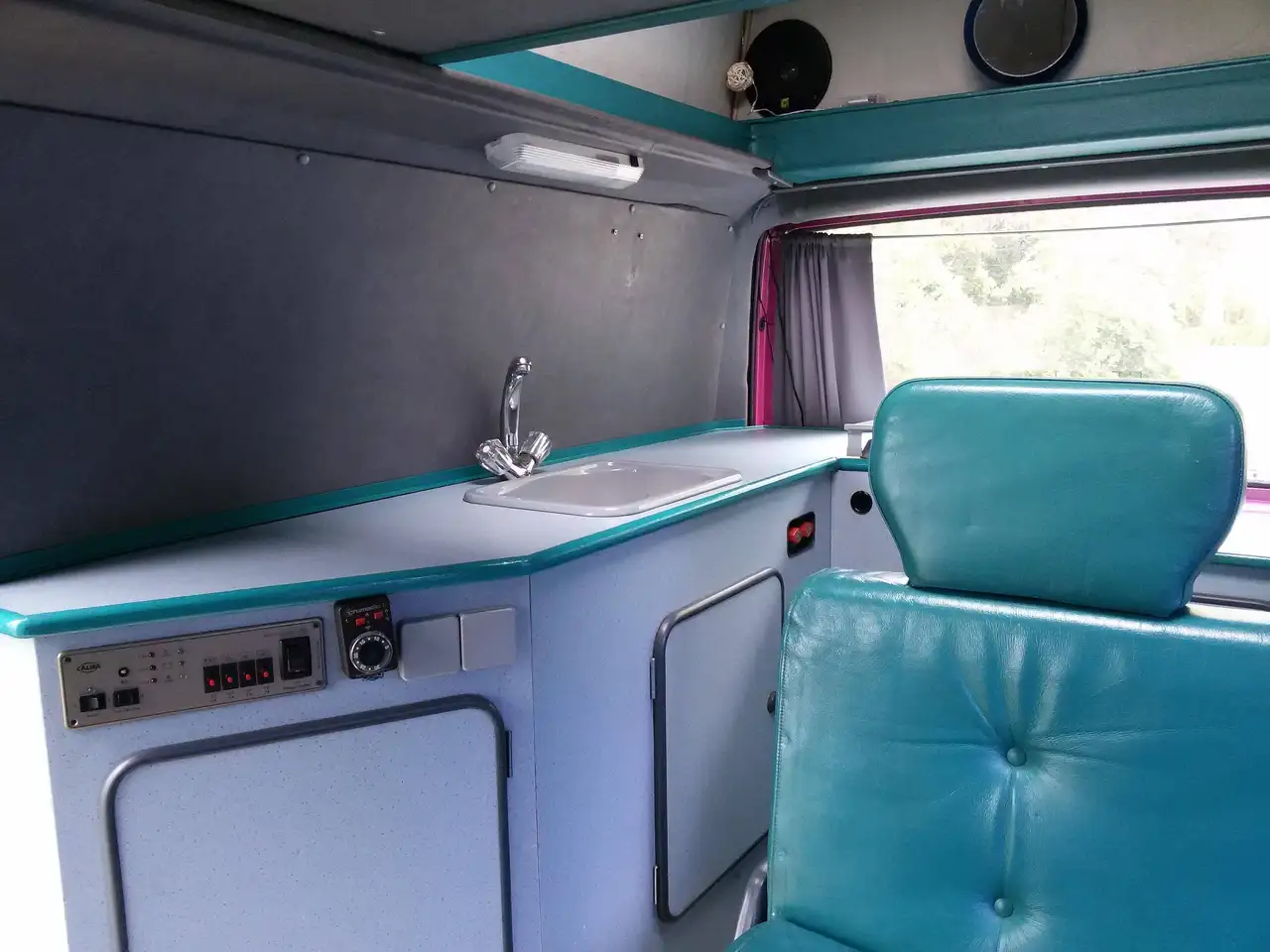 Volkswagen T4 wir sind jetzt unterwegs & ab September zurück, aber notfalls könnten Freunde vor Ort sein und wir online dazu kommen, foto 9