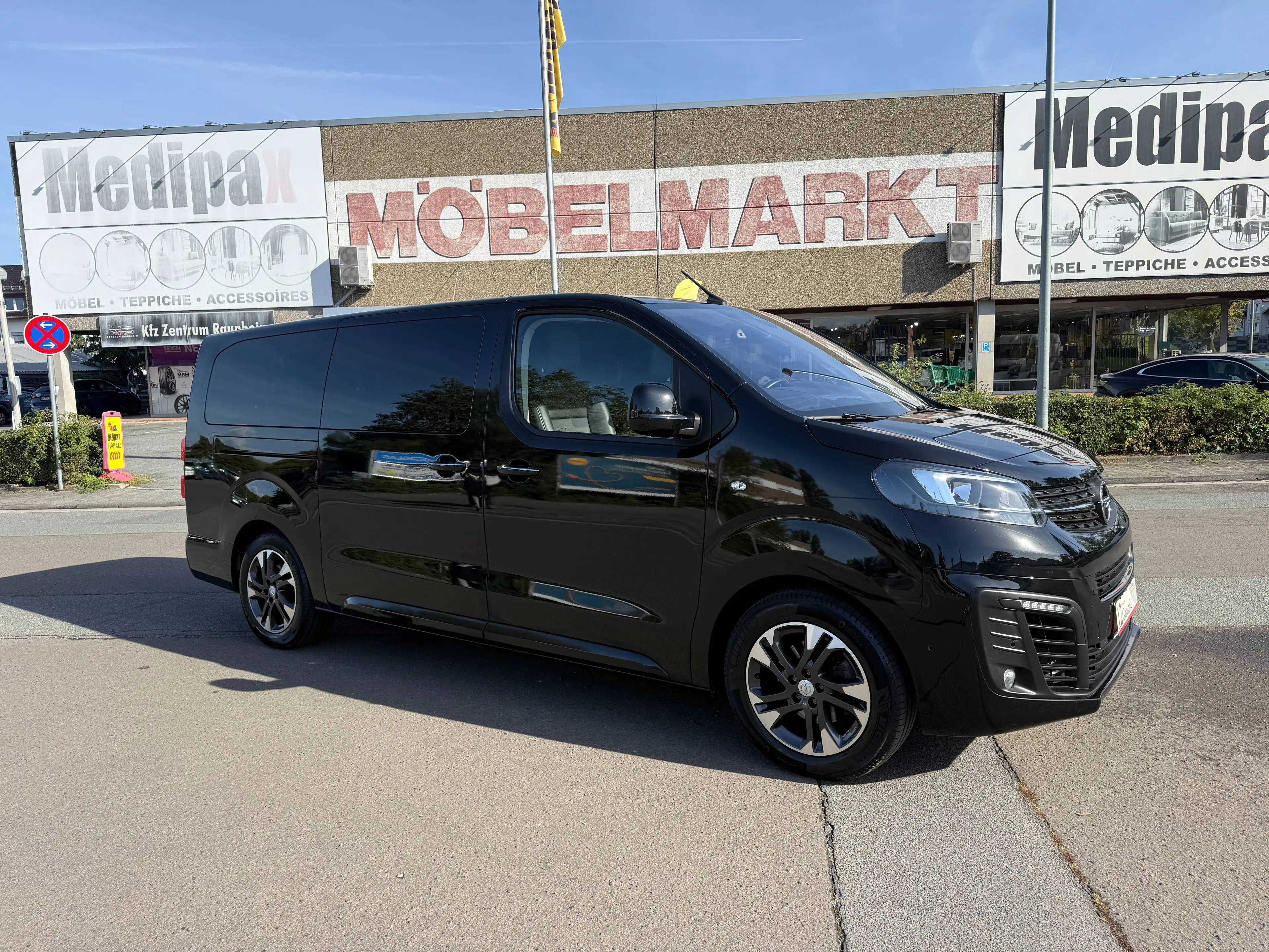 Opel Zafira Life 2.0 CDTi Tourer L (L3) Automatik (6xSITZER*STANDHZG*KLAPPTISCH) — photo 3