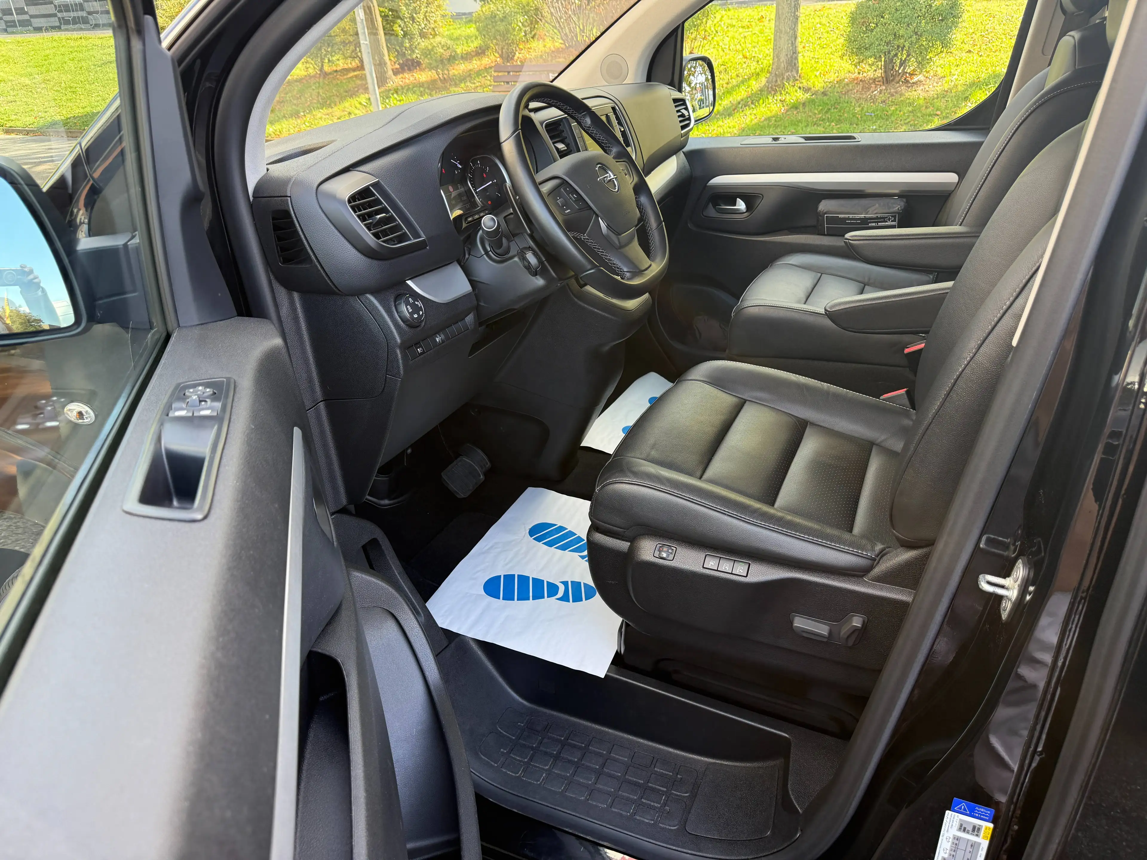 Opel Zafira Life 2.0 CDTi Tourer L (L3) Automatik (6xSITZER*STANDHZG*KLAPPTISCH) — photo 13