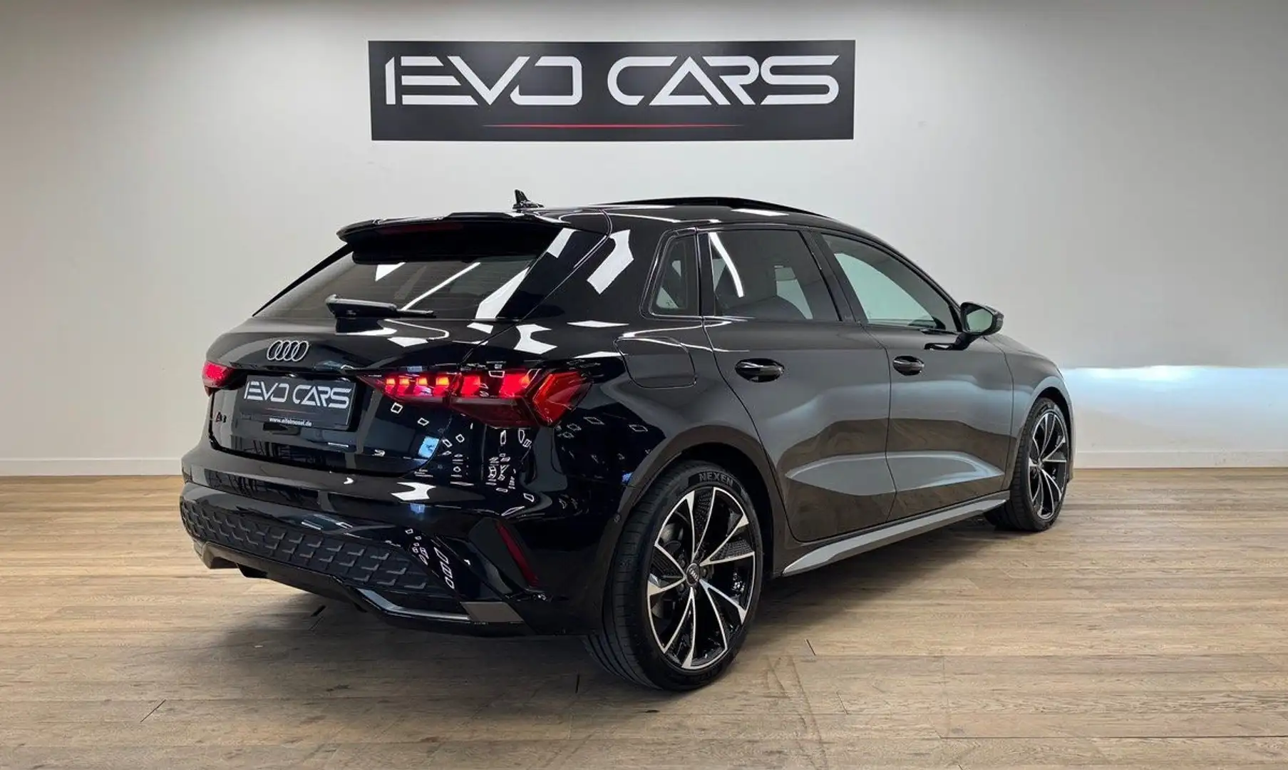 Audi A3 35 TFSI 150 Ch S Line S tronic 7 / Garantie constr Noir - 2