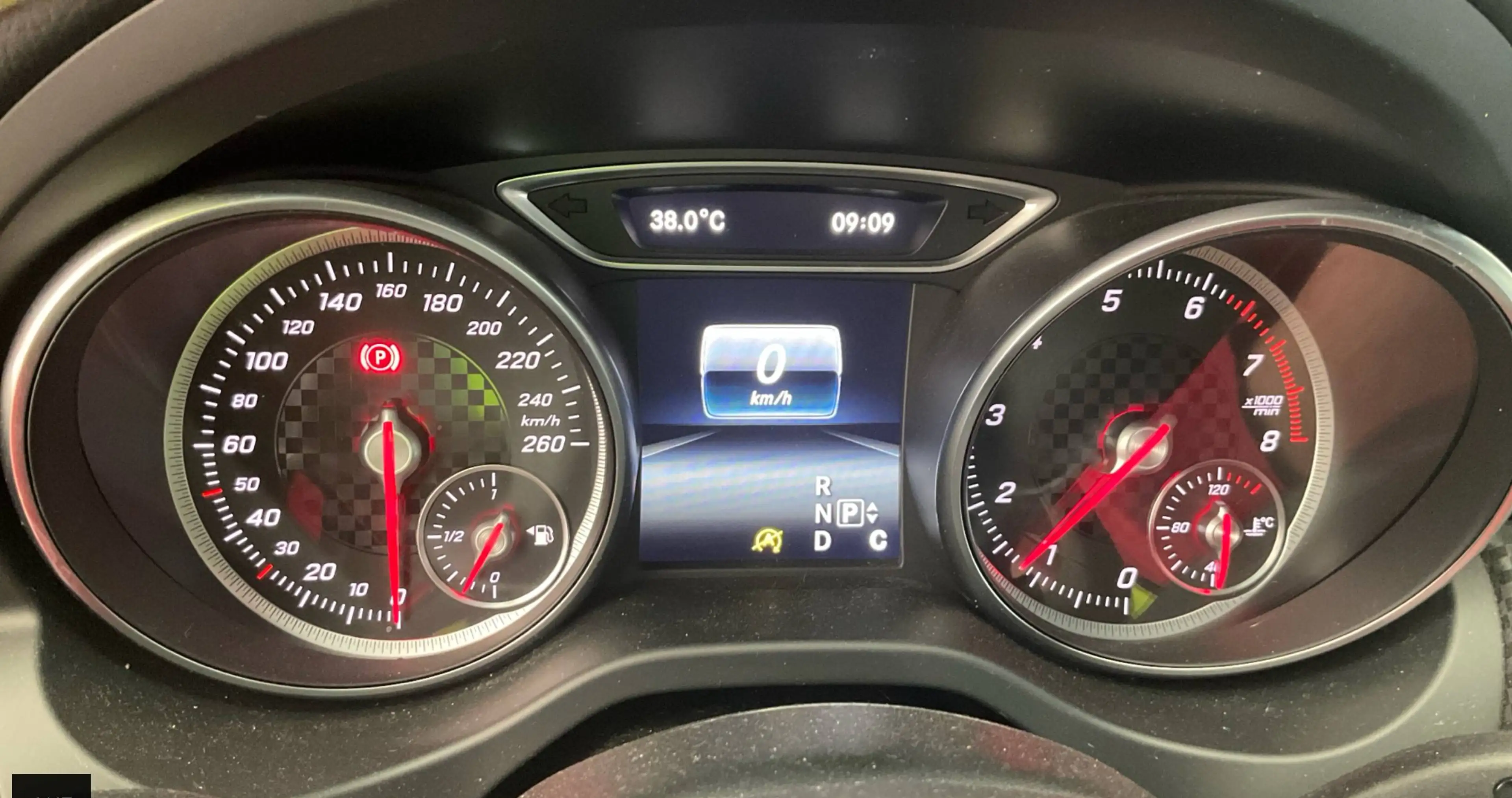 Mercedes-Benz A 180 A 180 Score 7G-AUT/LED/T.LEDER+SHZ/NAVI/TEMP/PARKASSIST+/KOLLWa/ALARM/17ZOLL/ — photo 5