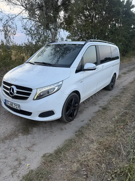 Mercedes-Benz V 200 2016 из Европы — купить под ключ