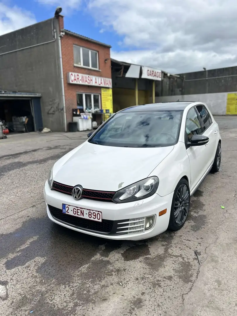Volkswagen Golf GTI 2.0 TSI DSG - 1