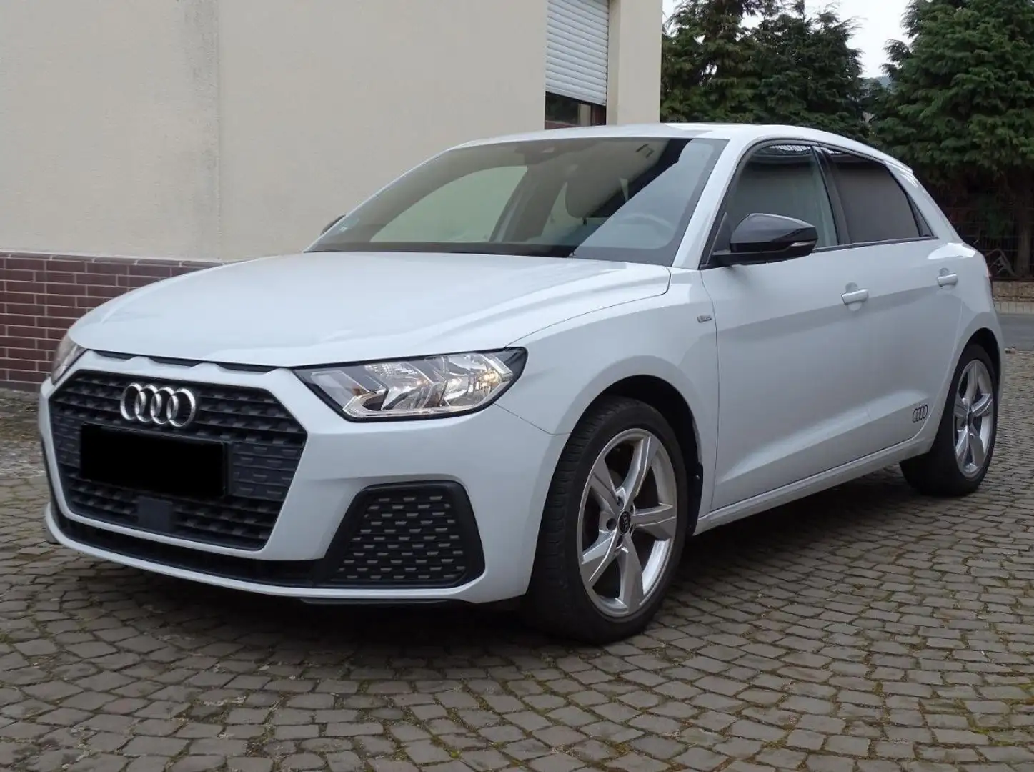 Audi A1 25 TFSI citycarver Weiß - 1