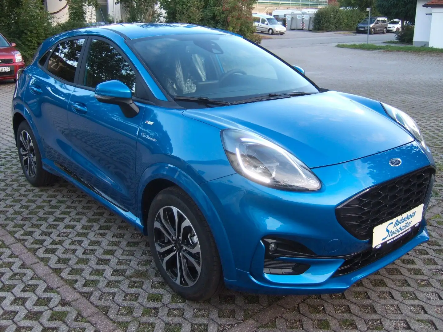 Ford Puma 1,0 EcoBoost Hybrid 114kW ST-Line WiPa Blau - 2