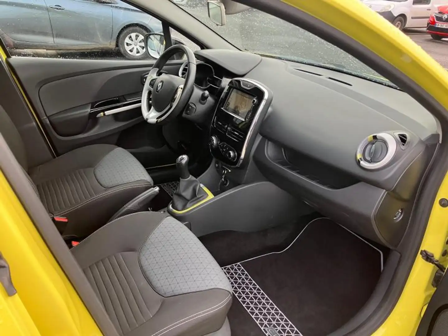 Renault Clio dynamique energy dci 90 - 2