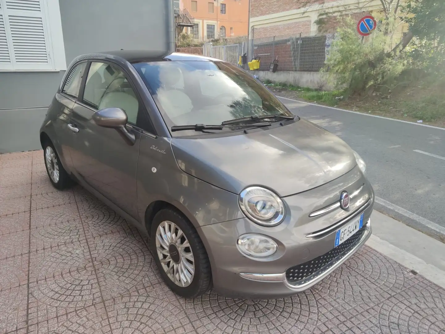Fiat 500 500 1.0 hybrid Dolcevita 70cv Gris - 1
