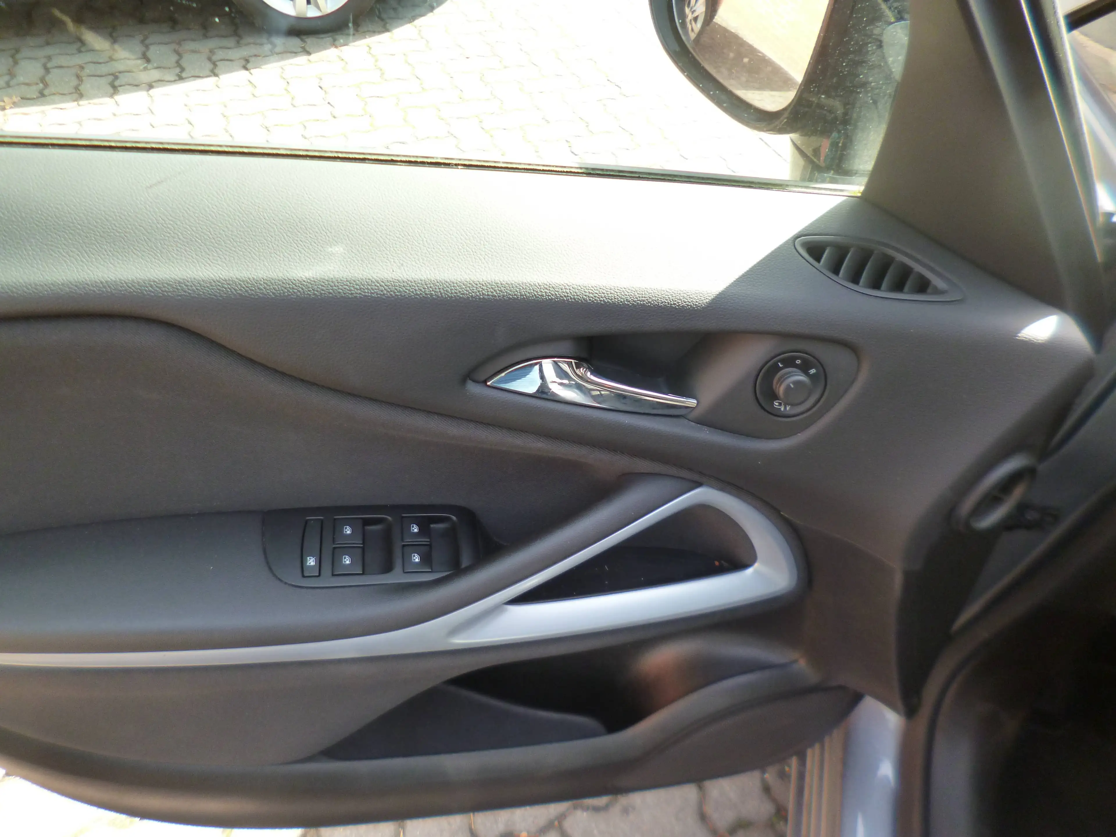 Opel Zafira Tourer Zafira 1.4 Turbo Automatik, neue Allwetterbereifung — photo 6