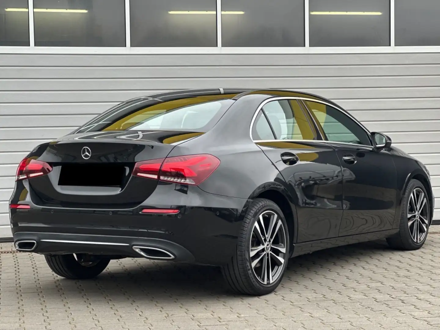 Mercedes-Benz A 180 d 7G-DCT Edition 19 - 2