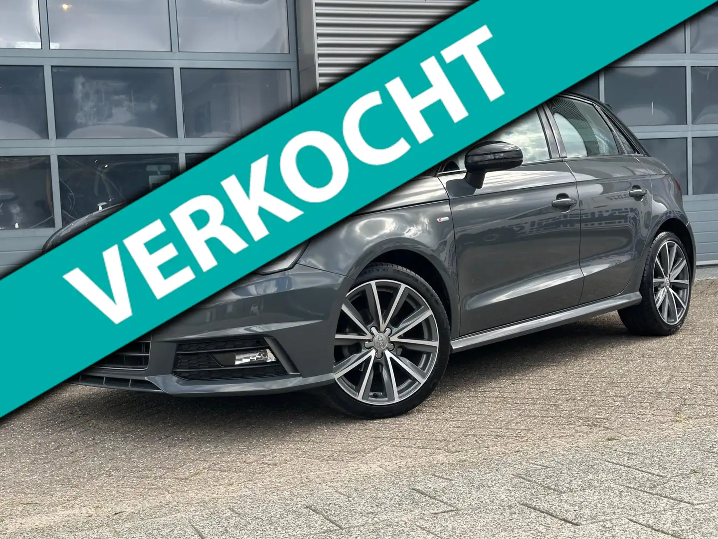 Audi A1 Sportback 1.0 TFSI Adrenalin | NAVI | CRUISECR | C Gris - 1
