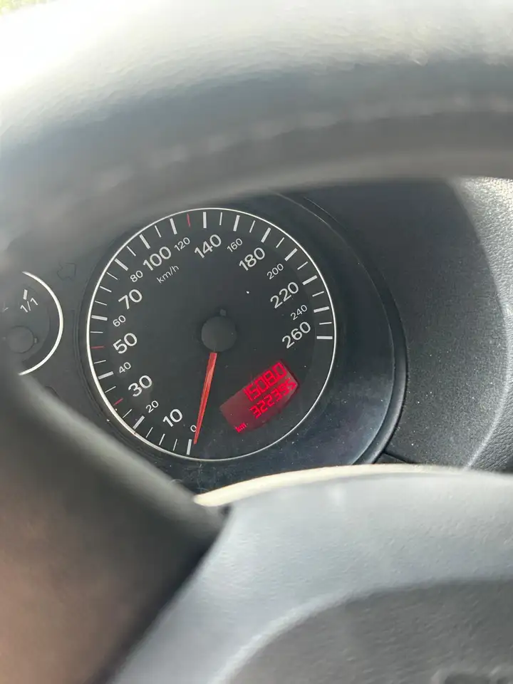 Audi A3 3p 1.9 tdi Ambiente 90cv FL, foto 9