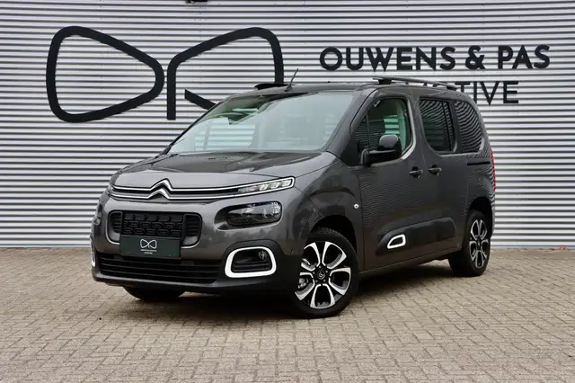Citroen Berlingo 1.2 PureTech Feel | 1E EIGENAAR | CARPLAY | CAMERA