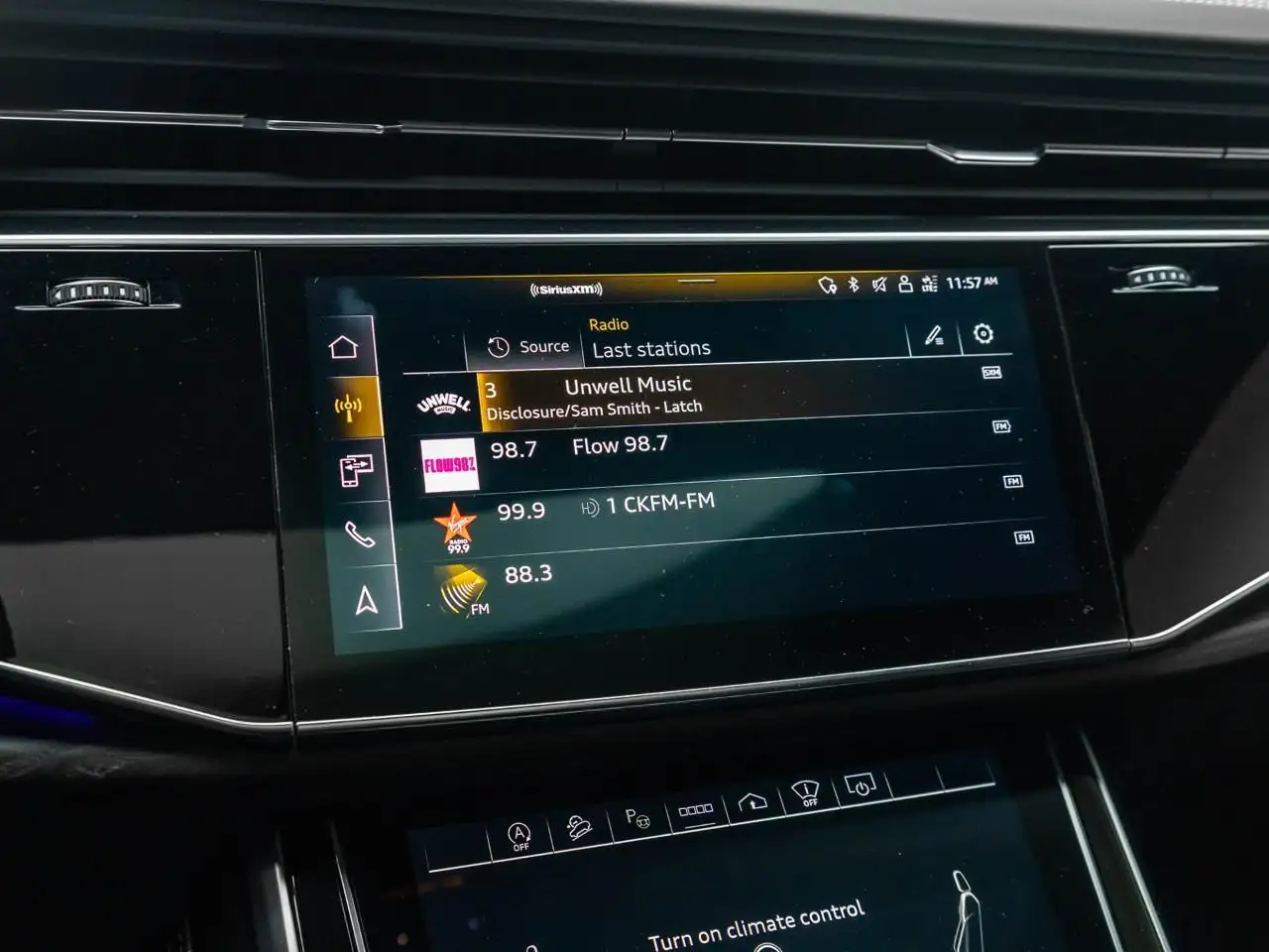 Audi Q8 снимка Audi Q8