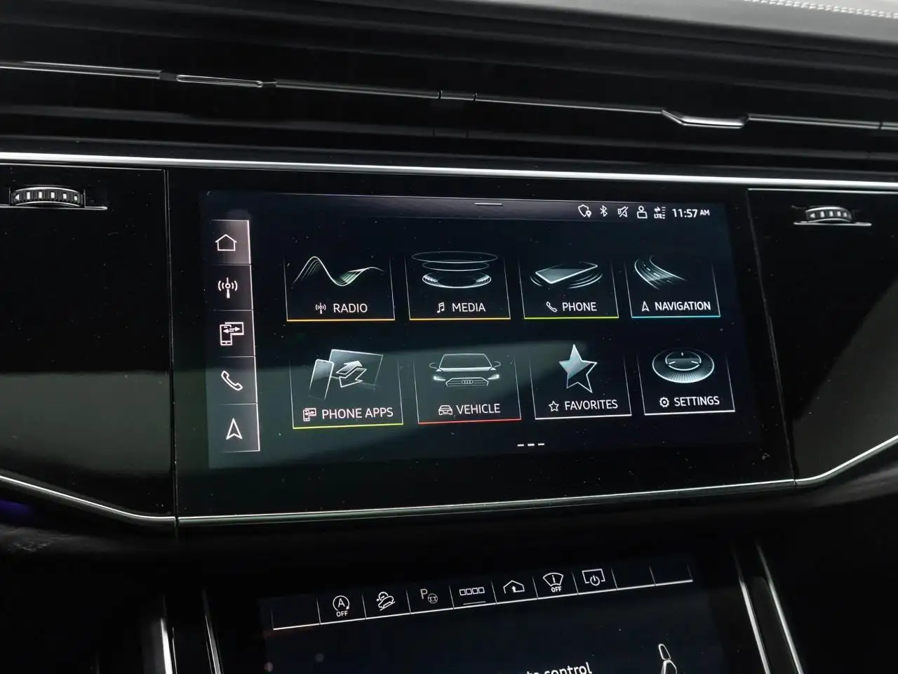 Audi Q8 снимка Audi Q8