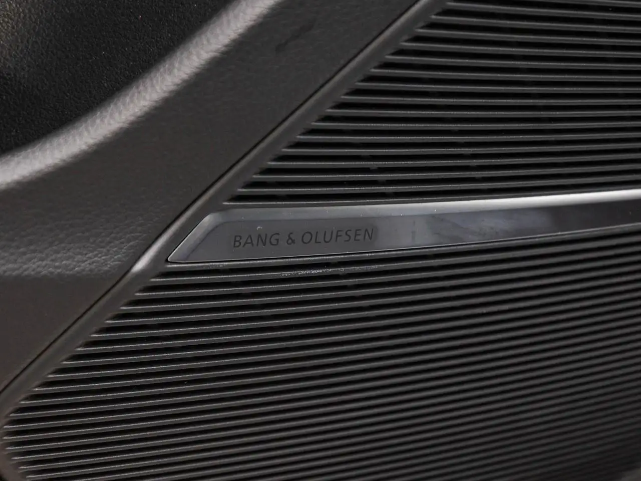 Audi Q8 снимка Audi Q8