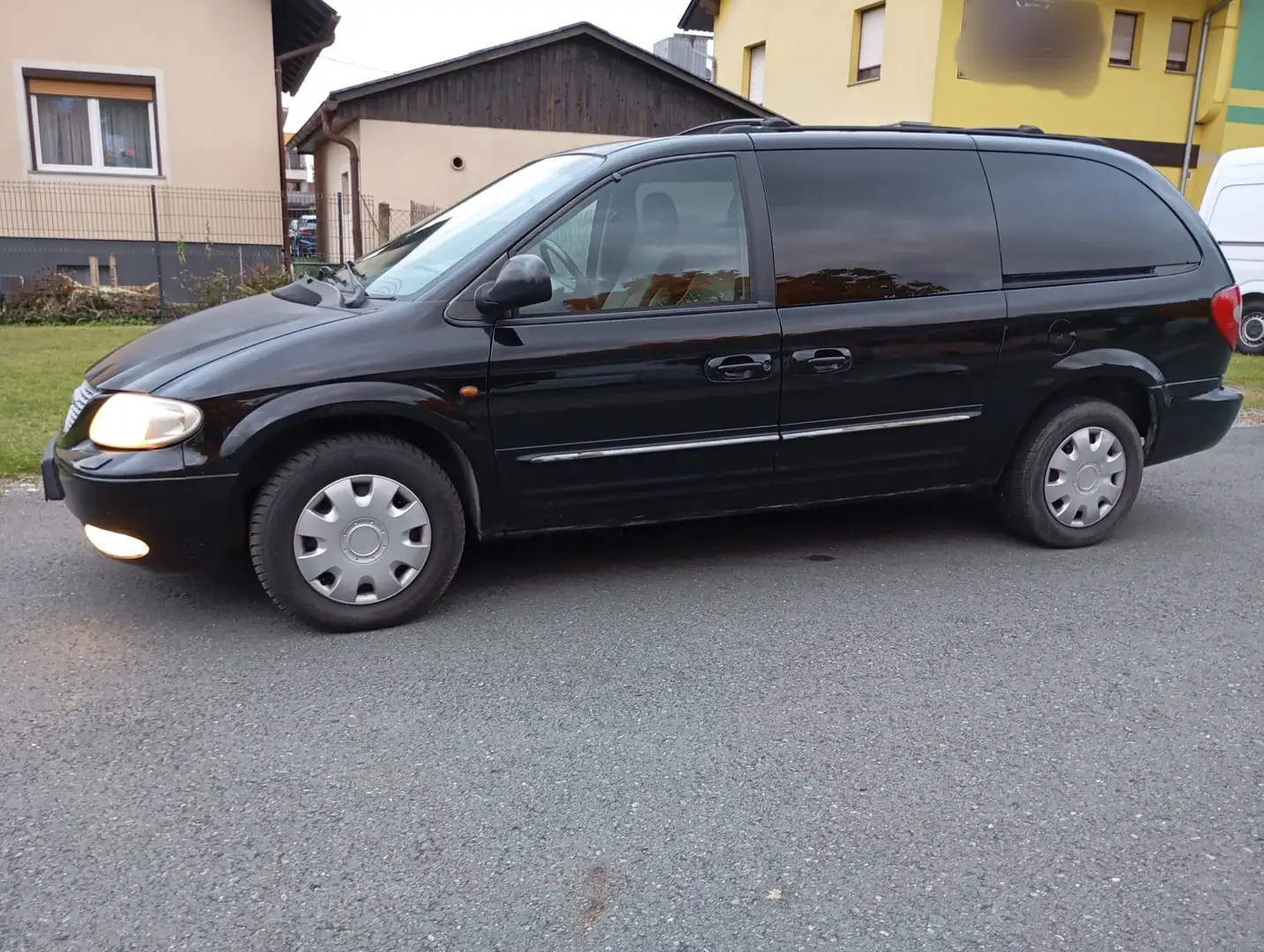 Chrysler Grand Voyager Grand Voyager 2,5 SE Business CRD Ds. Schwarz - 1