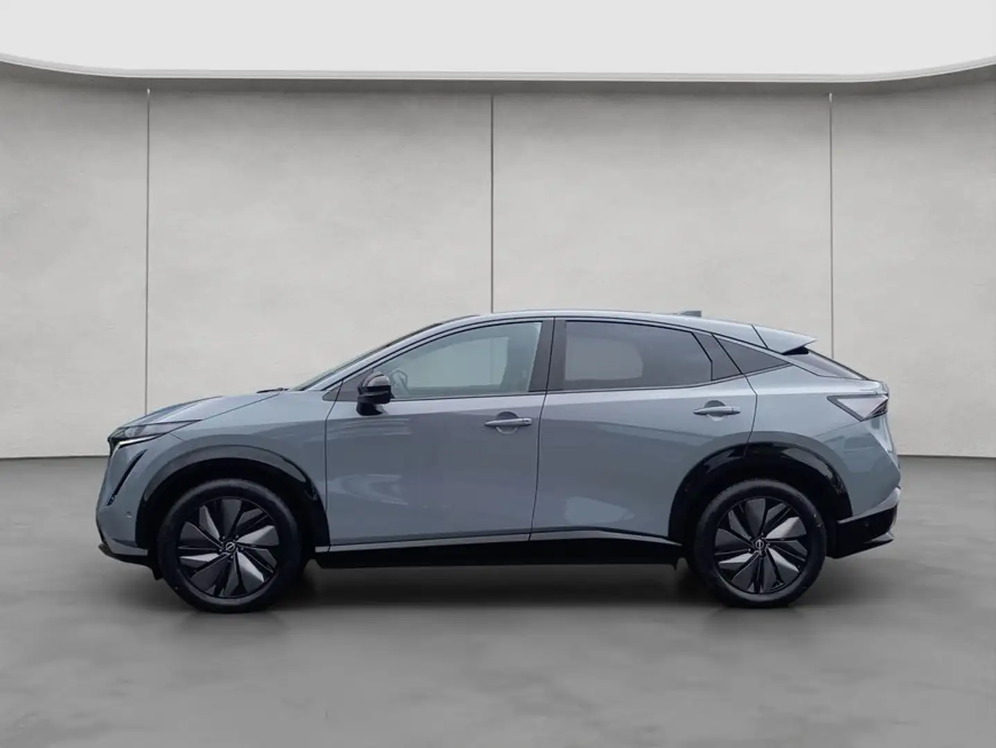 Nissan Ariya 87 kWh e-4ORCE AWD Evolve Pack 225 kW, 5-tür Grau - 2