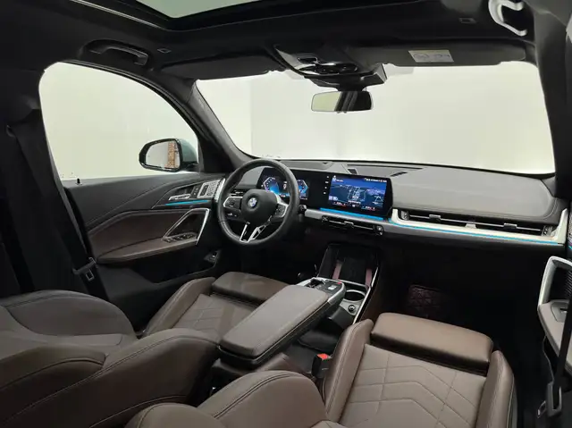BMW X1 view 9