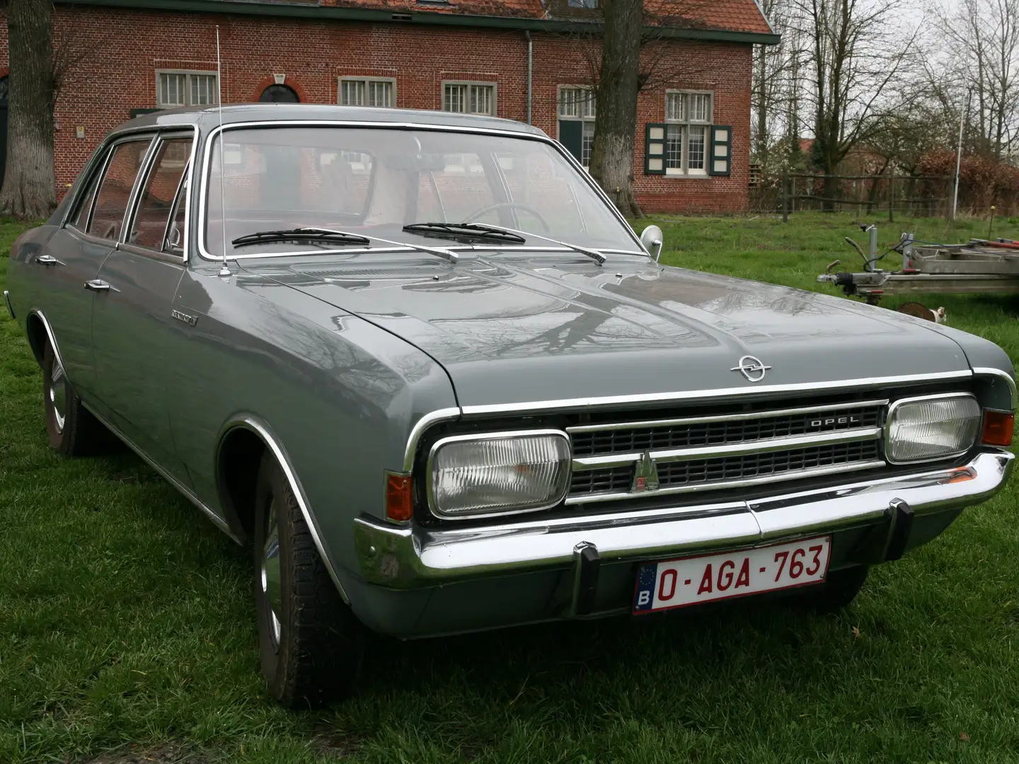Opel Rekord Šedá - 1