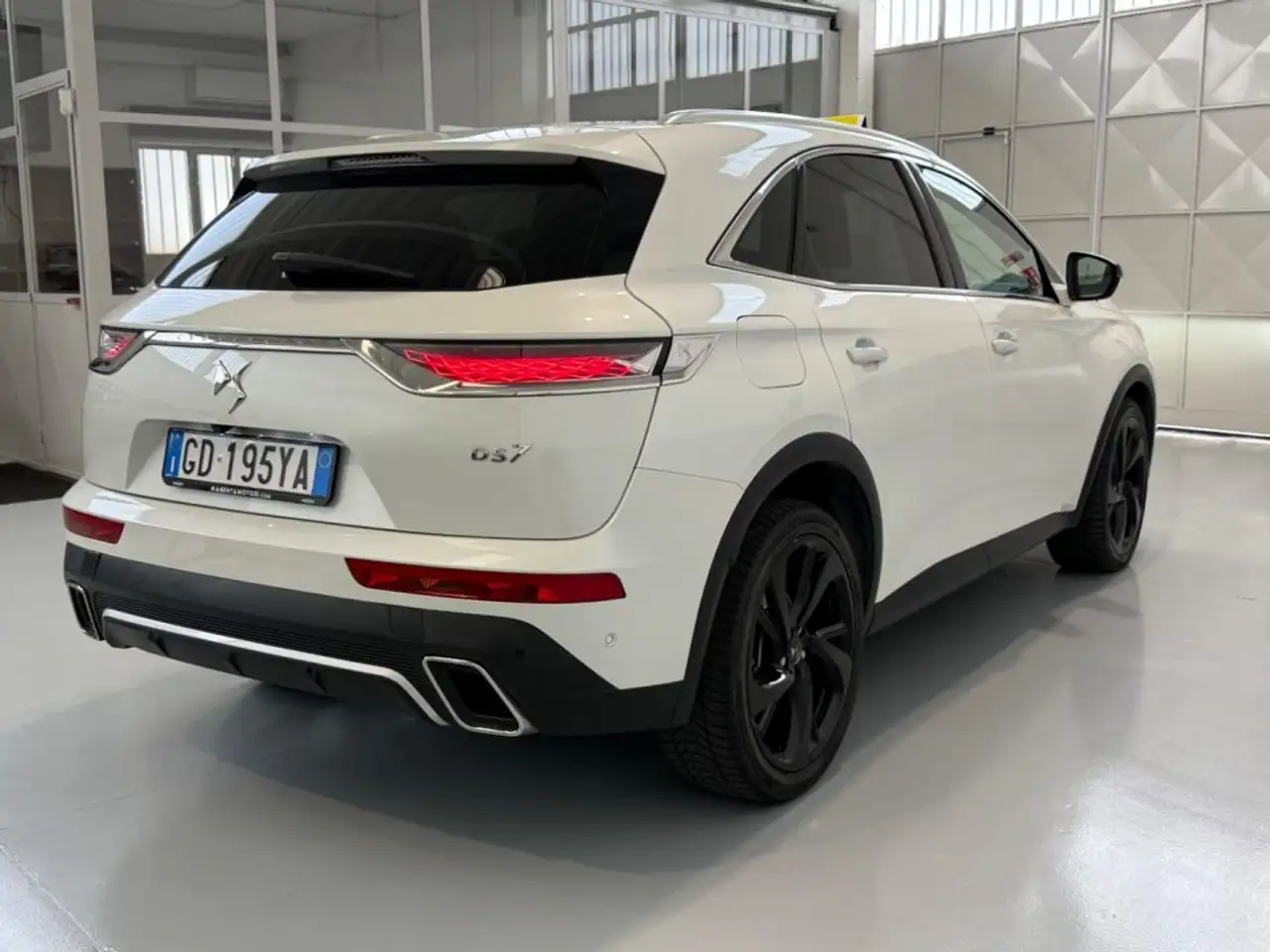 DS Automobiles DS 7 Crossback 2021