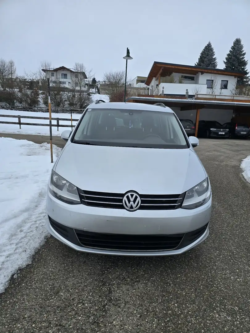 Volkswagen Sharan 2.0 TDI BlueMotion Technology Trendline Grau - 1