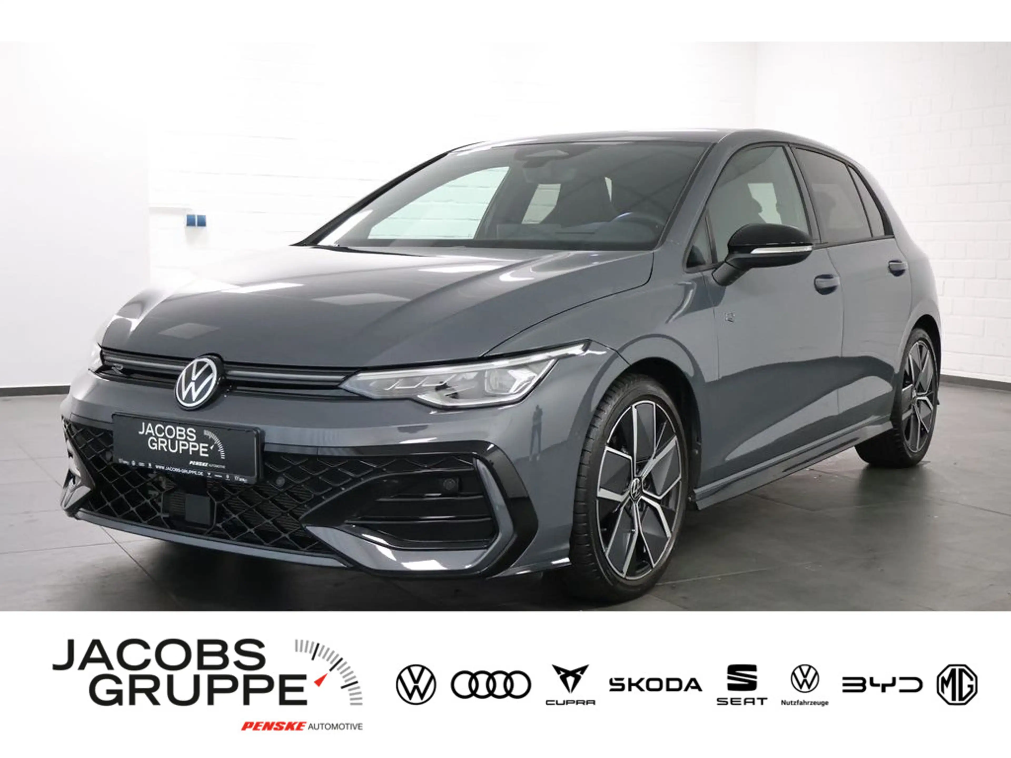Volkswagen Golf VIII 1.5 eTSI R-Line "Black Style" DSG,N