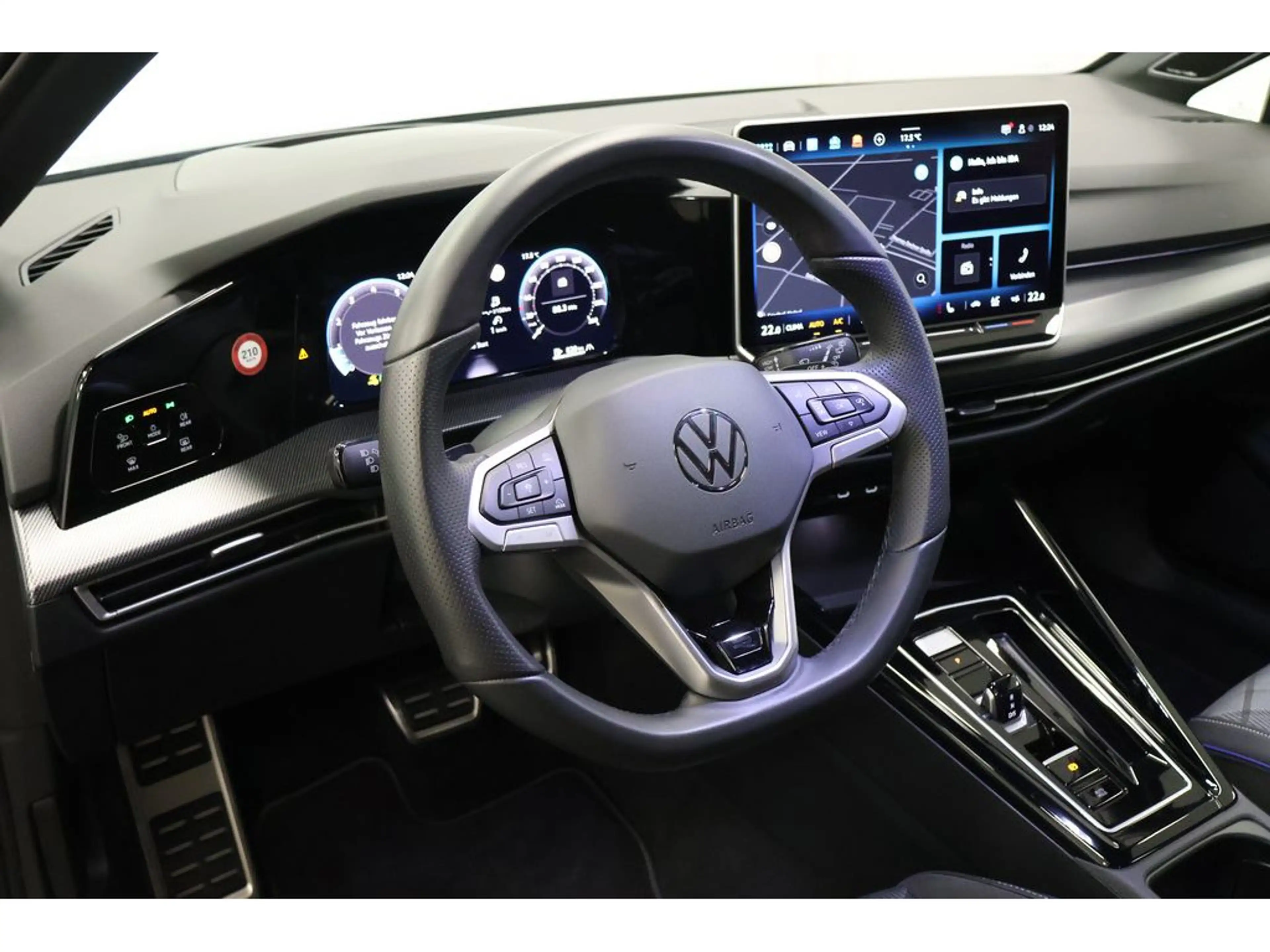 Volkswagen Golf VIII 1.5 eTSI R-Line "Black Style" DSG,N — photo 19