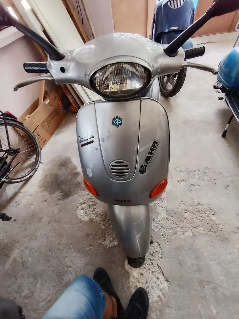 Vespa ET 2 iniezione Argento - 2