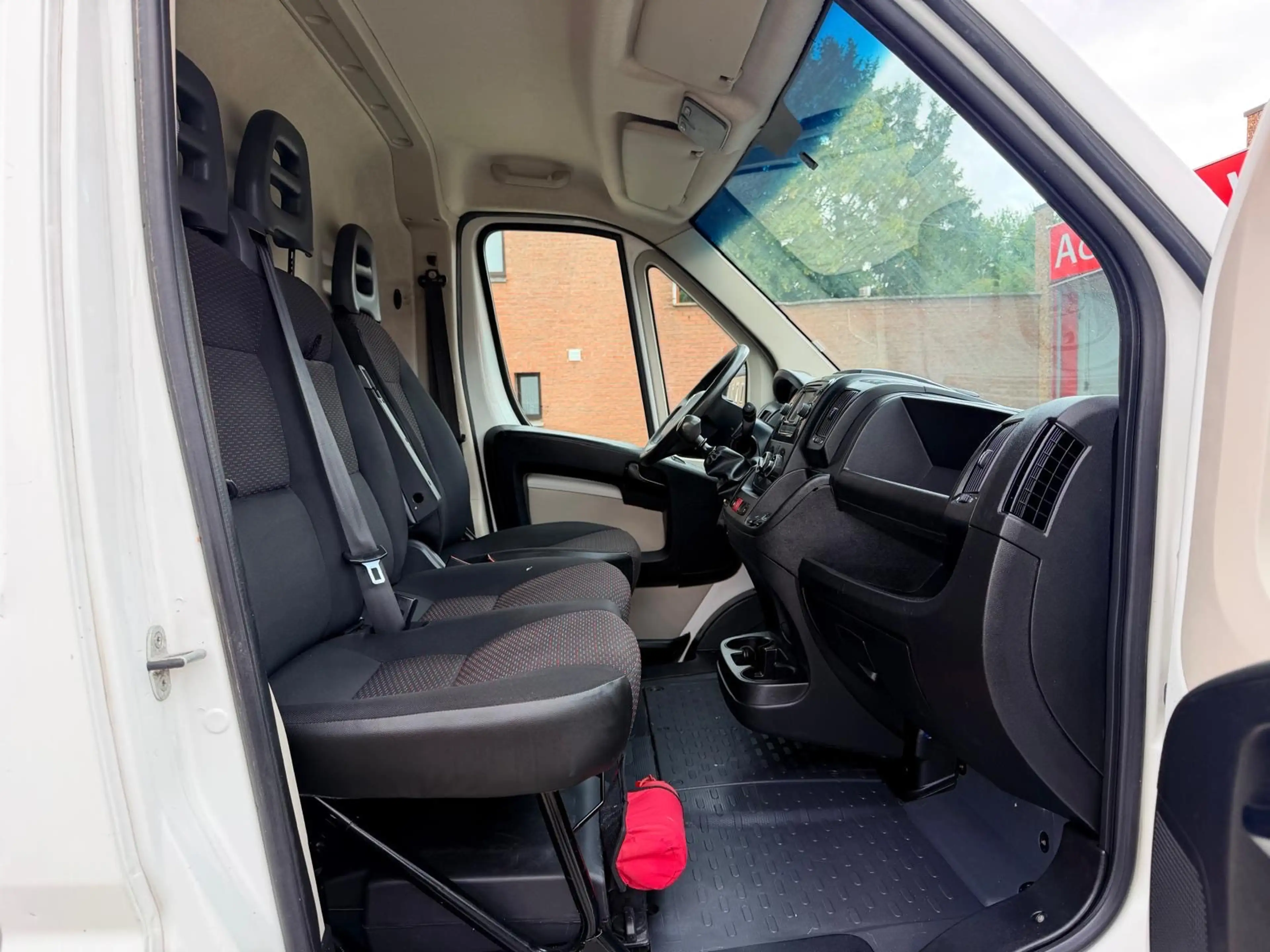 Citroen Jumper 2.O 163CV  CLIM AUTO TVA DEDUCTIBLE — photo 12