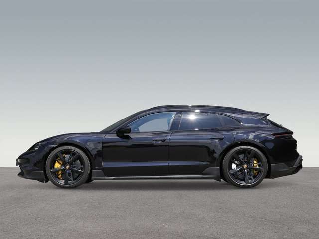 Porsche Taycan Turbo S Cross Turismo Burmester InnoDrive