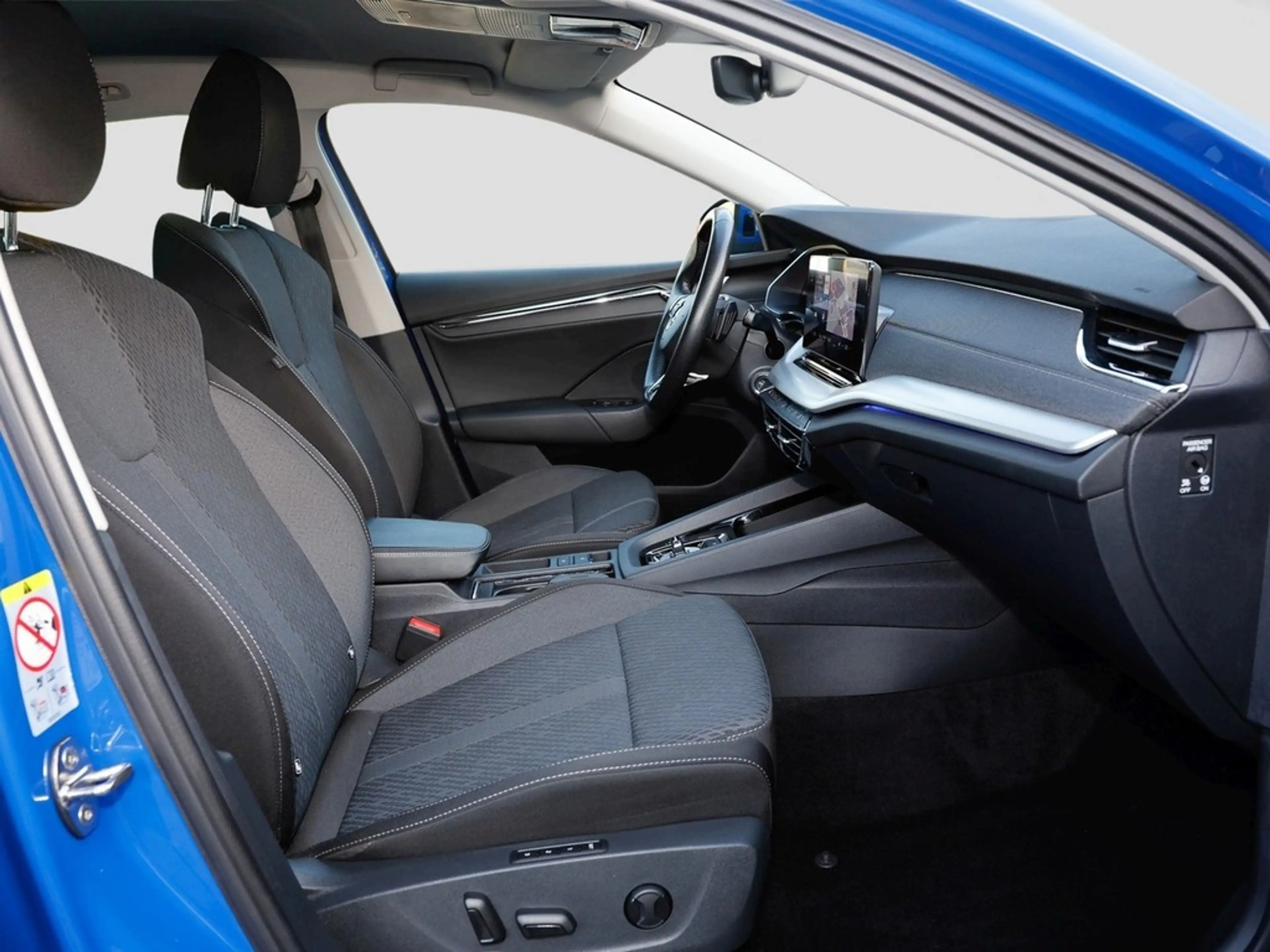 Skoda Octavia Combi 2.0 TDI DSG Einparkhilfe, Sitzheizung, LED — photo 6