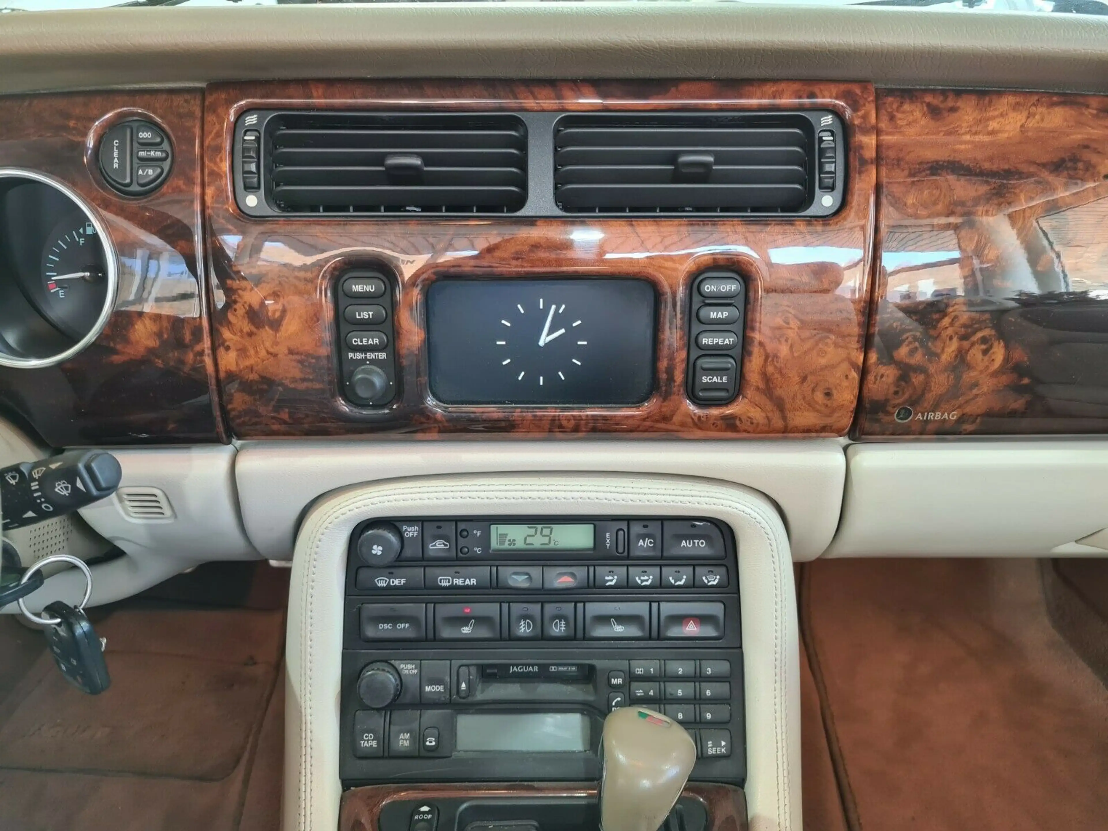 Jaguar XKR Cabriolet Automatik LEDER — photo 12