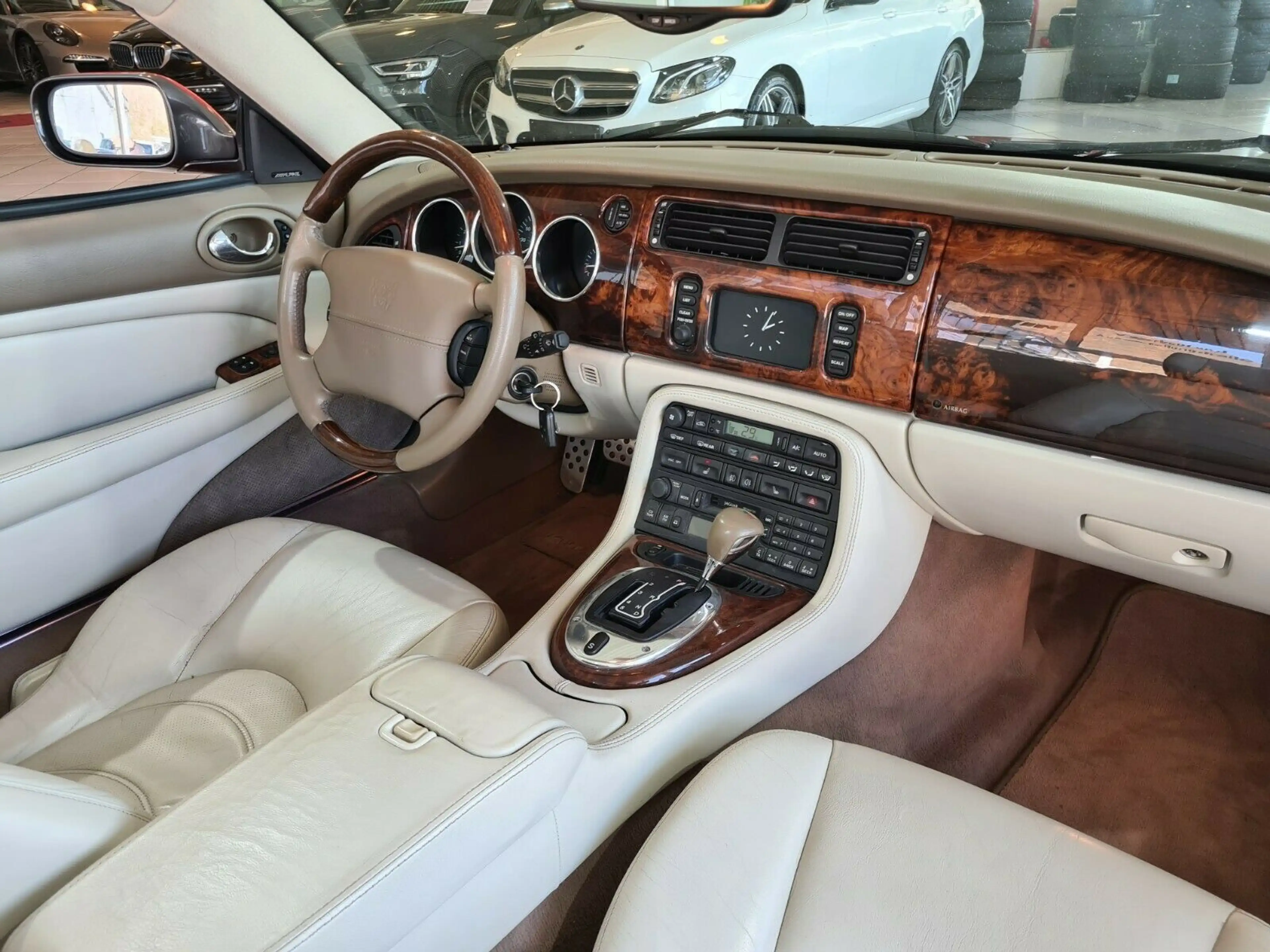 Jaguar XKR Cabriolet Automatik LEDER — photo 15