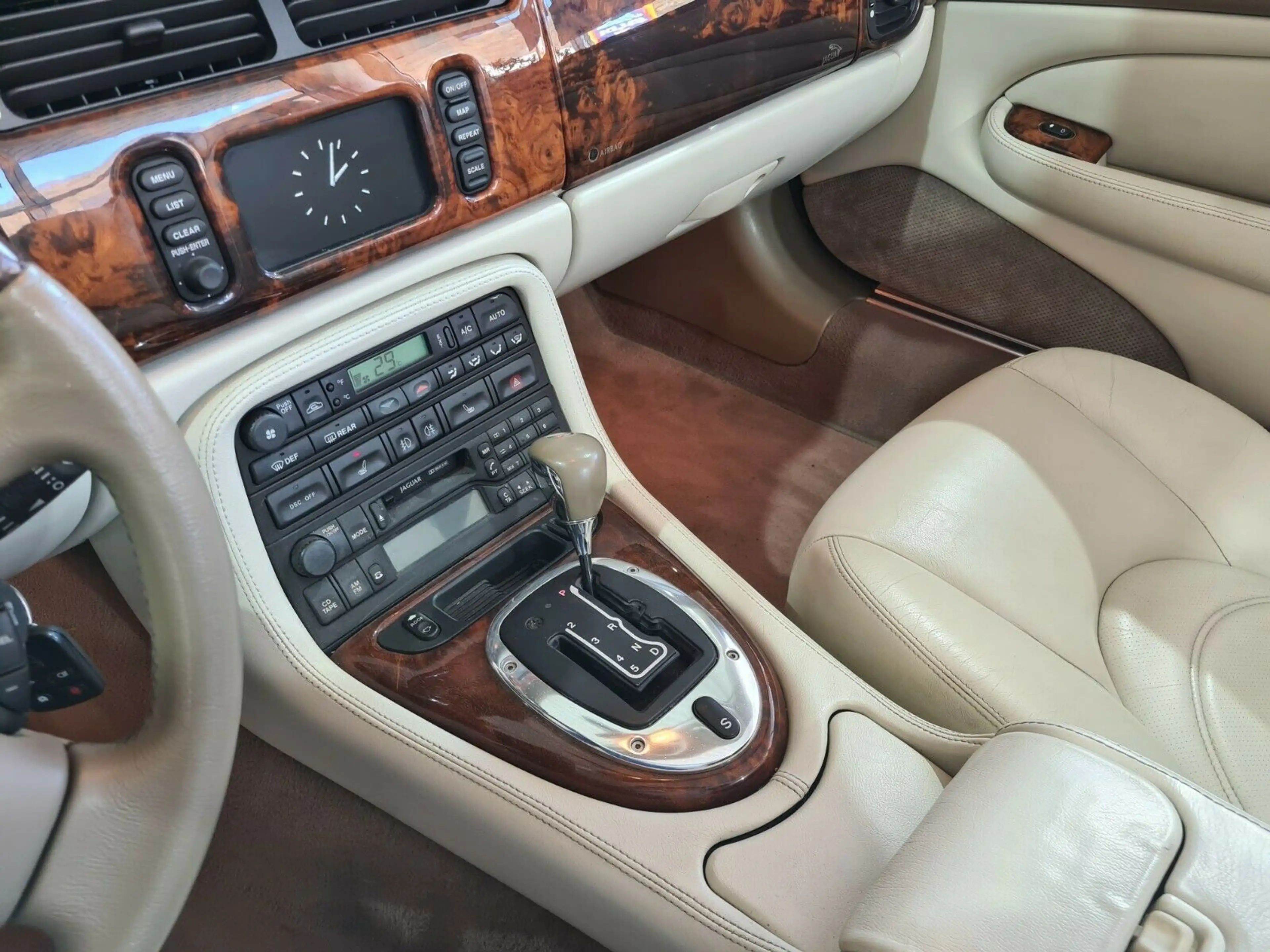 Jaguar XKR Cabriolet Automatik LEDER — photo 13