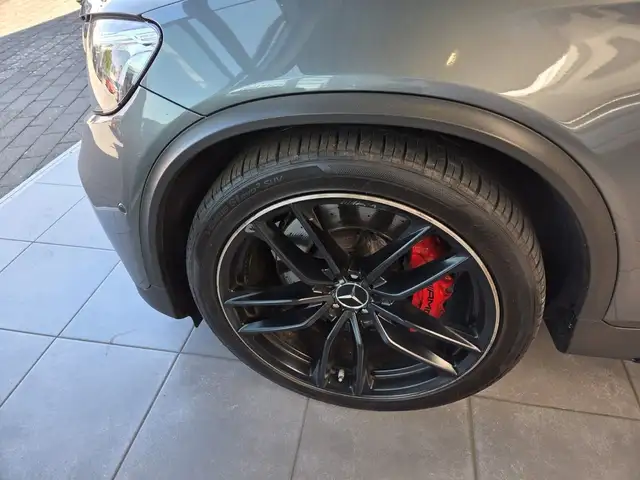 Mercedes-Benz GLC Class view 9