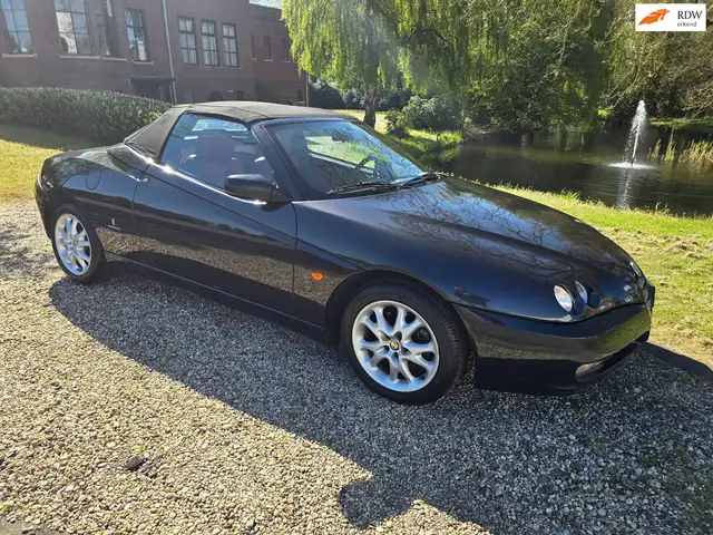 Alfa Romeo Spider 2.0 JTS LEER/electr kap