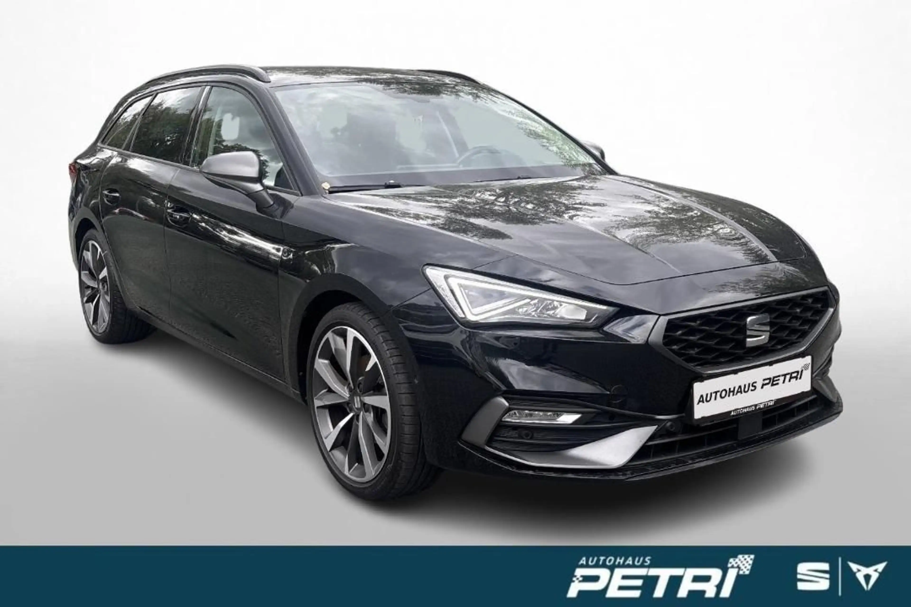 SEAT Leon Sportstourer FR — photo 7
