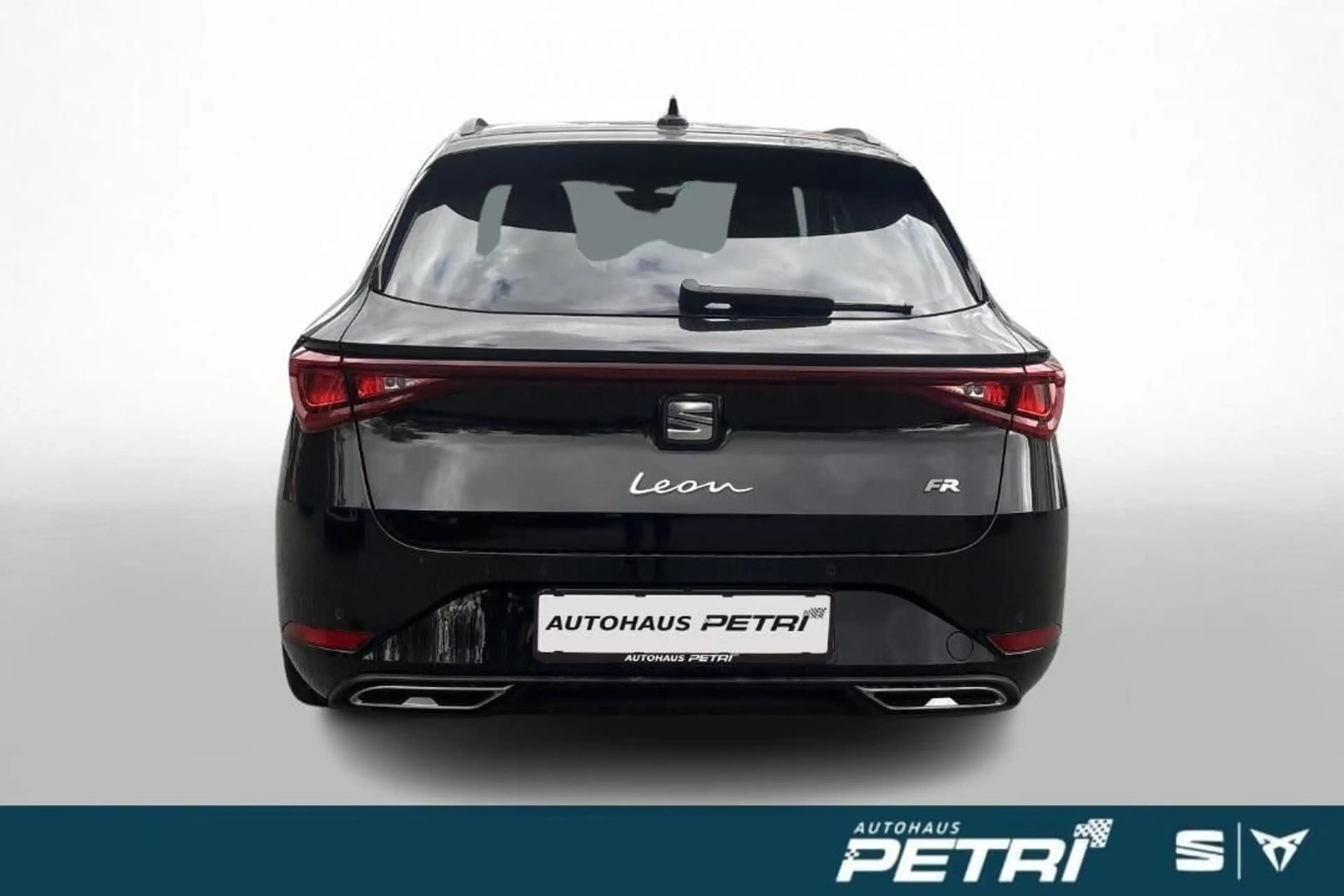 SEAT Leon Sportstourer FR — photo 4