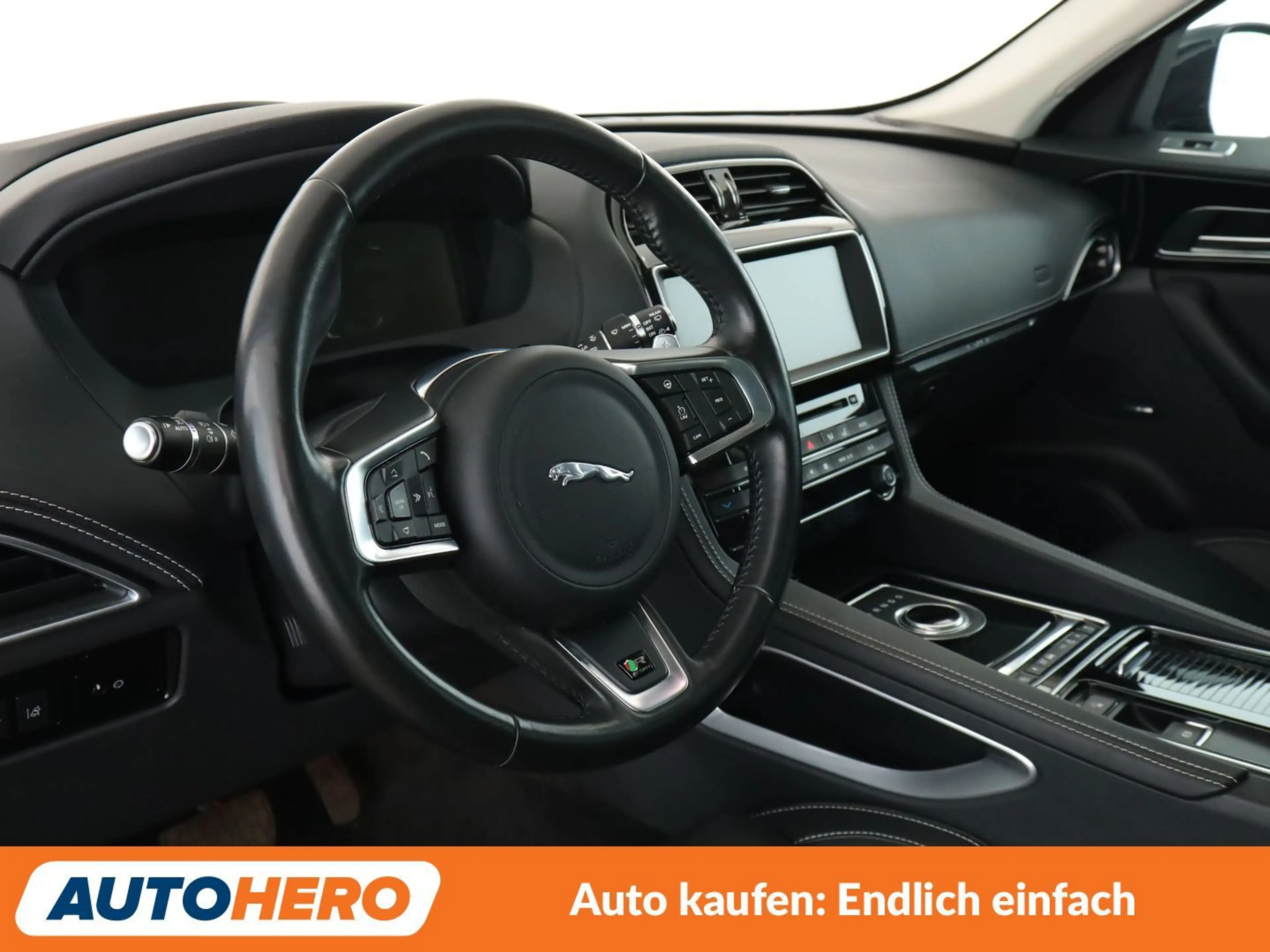Jaguar F-Pace 25t R-Sport AWD Aut*NAVI*LED*TEMPO*CAM*PDC*SHZ* — photo 11
