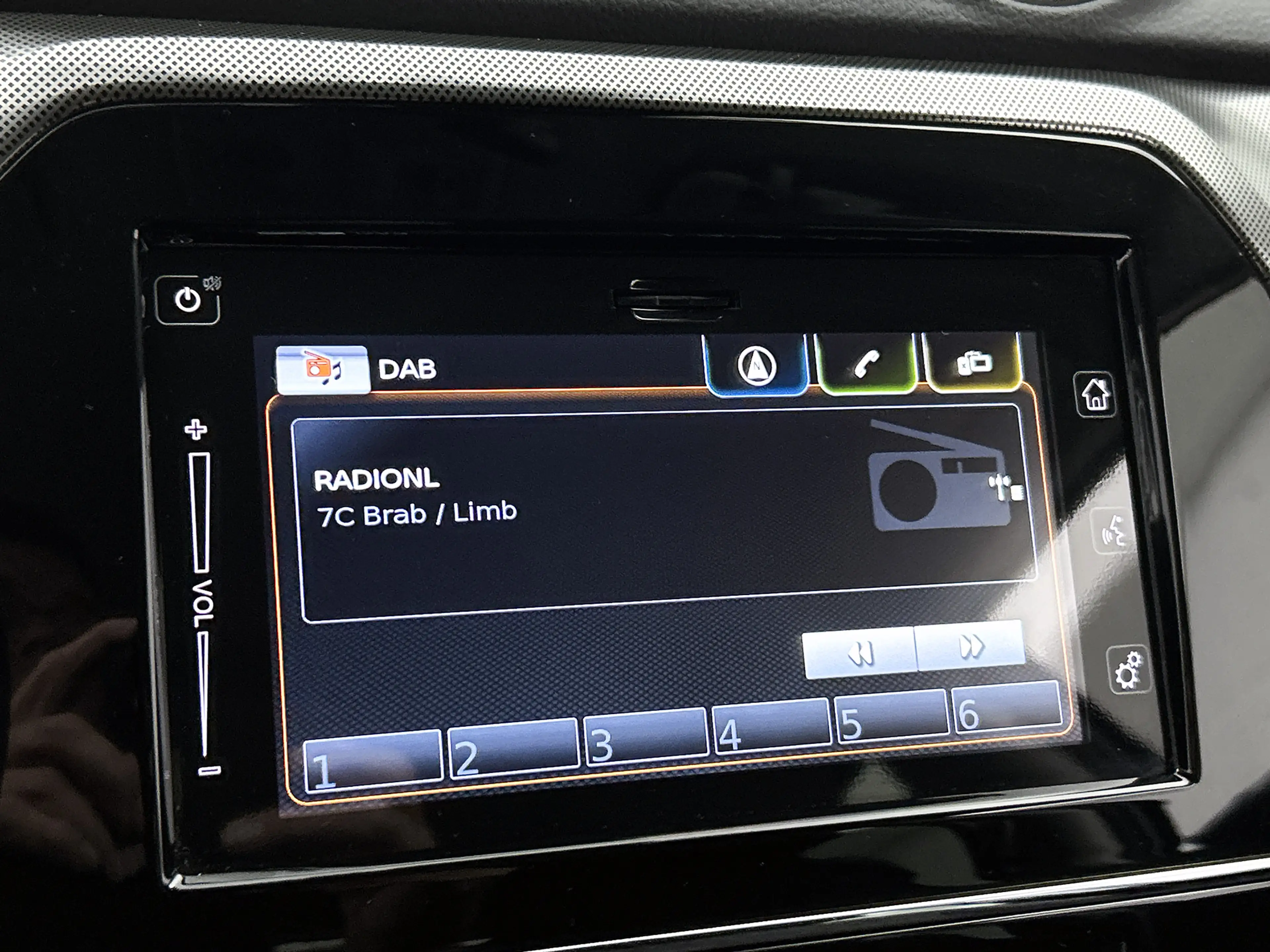Suzuki Vitara 1.5 Hybrid Style | Automaat | — photo 9