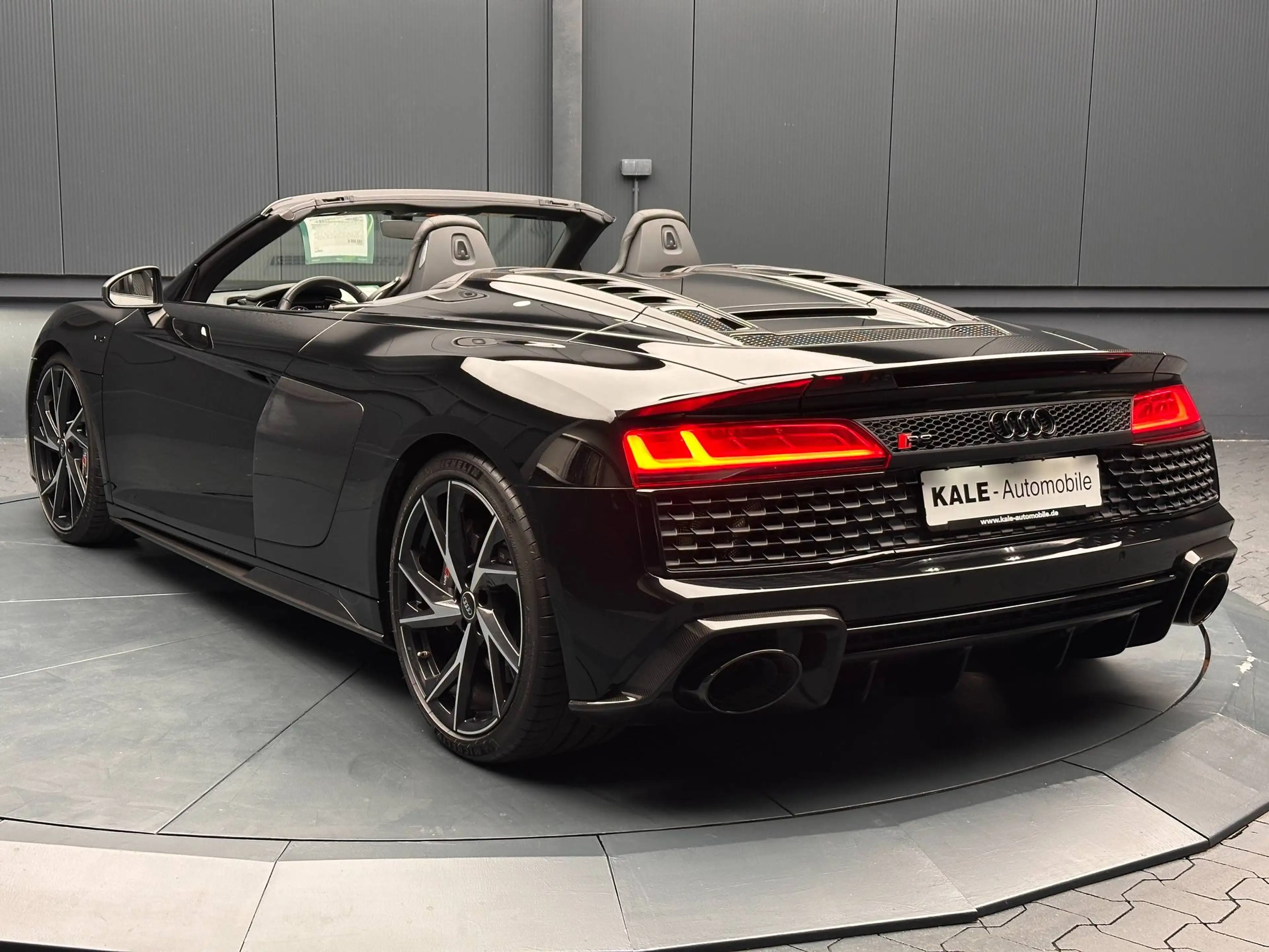 Audi R8 Spyder V10 quattro performance*CARBON*KERAMIK*B&O* — photo 3